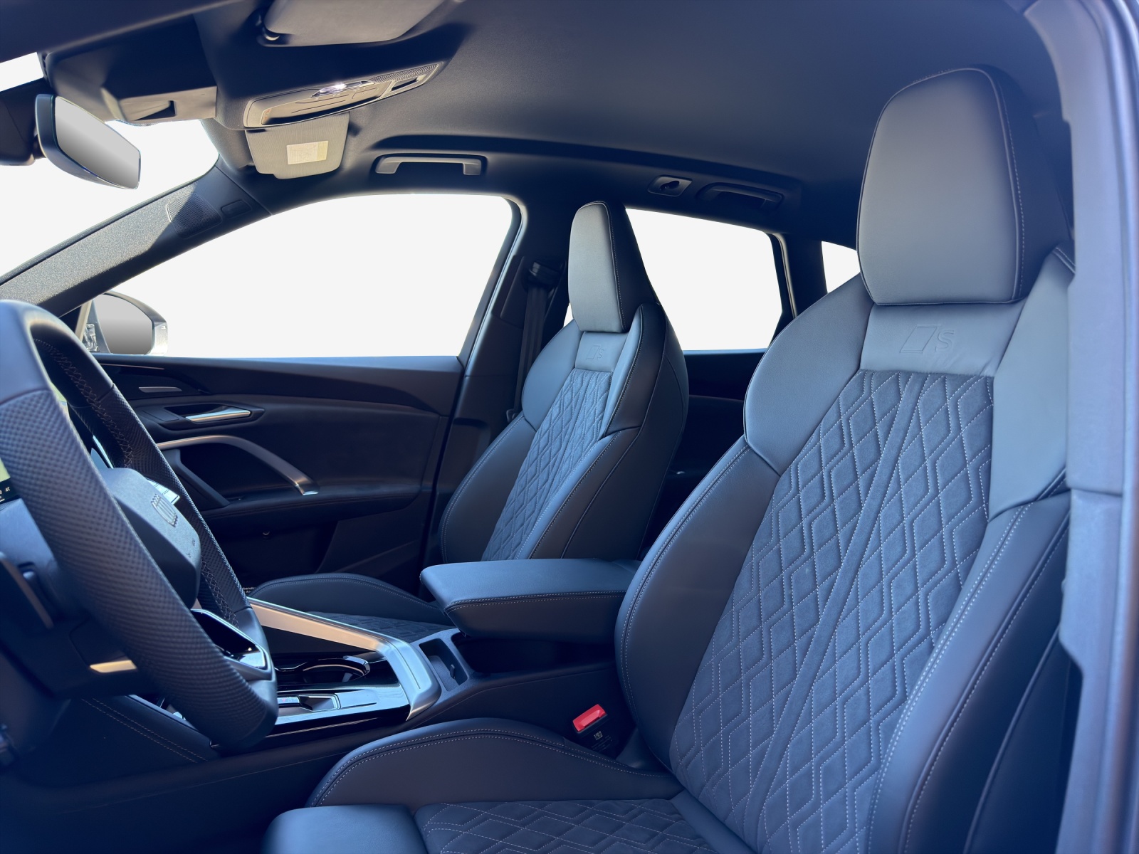 AUDI SQ5 TFSI quattro S-tronic-image-14