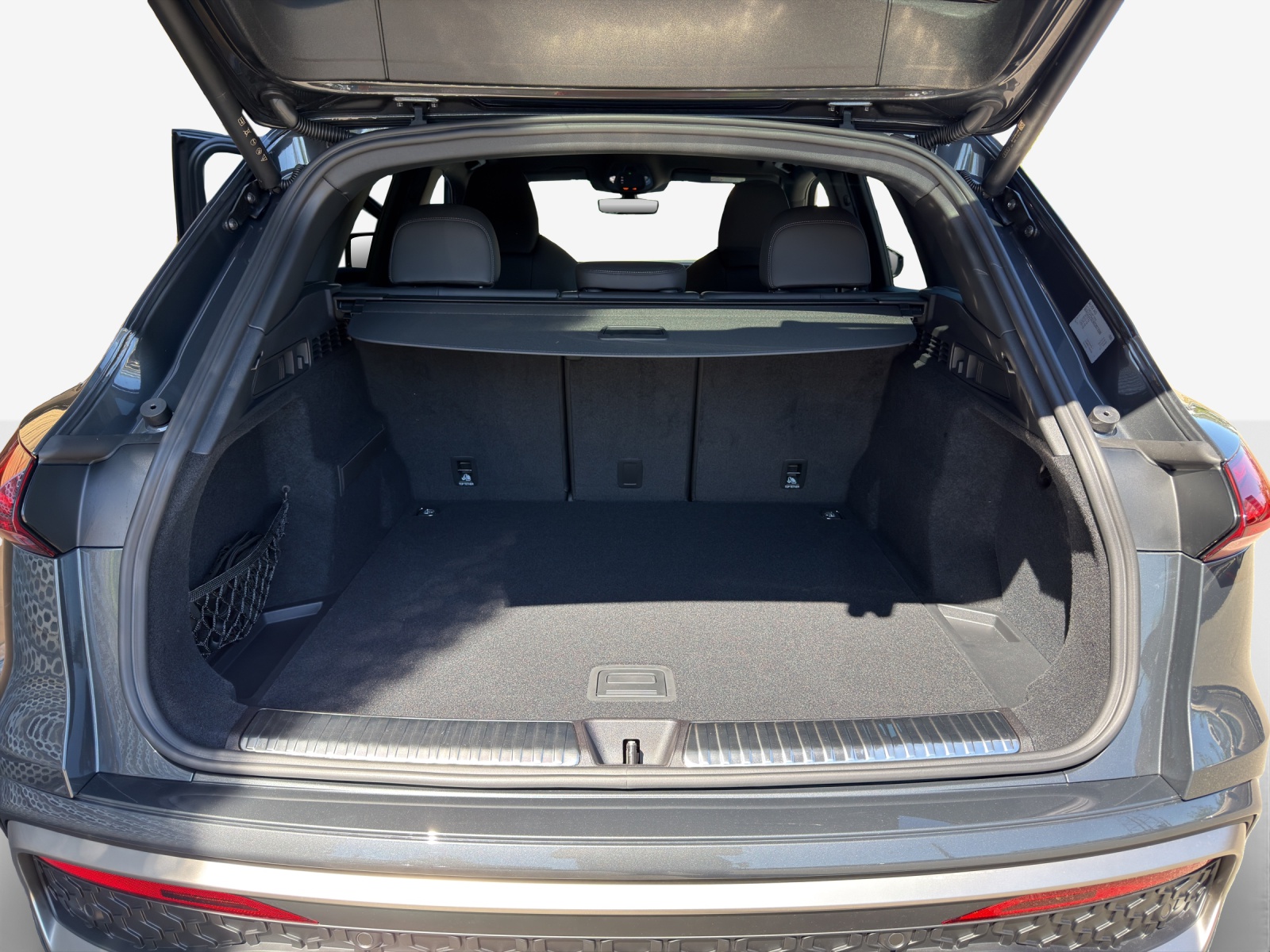 AUDI SQ5 TFSI quattro S-tronic-image-12
