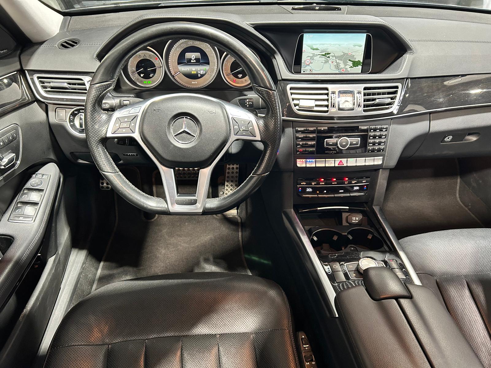 MERCEDES-BENZ E 400 V6 Avantgarde 4matic Kombi-image-12