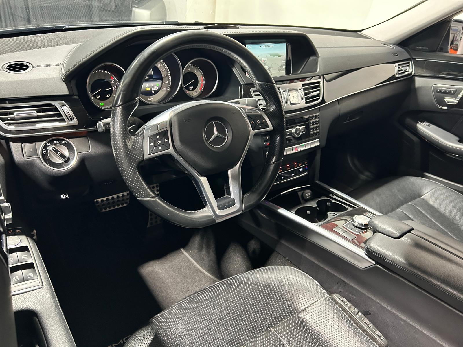 MERCEDES-BENZ E 400 V6 Avantgarde 4matic Kombi-image-10