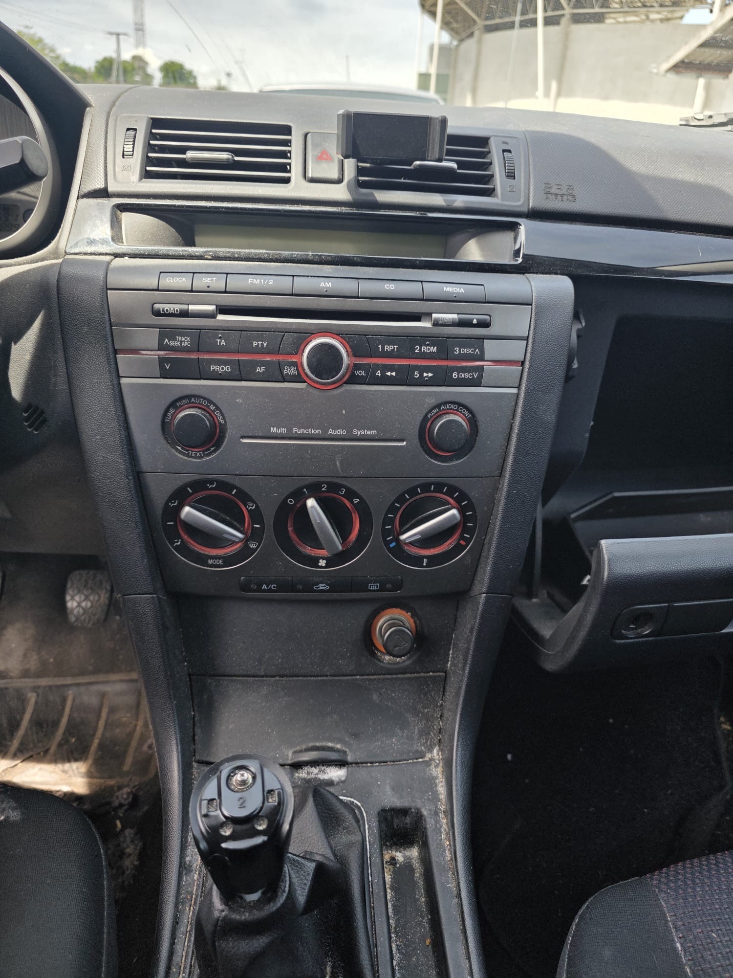 MAZDA 3 1.4 16V Confort-image-5