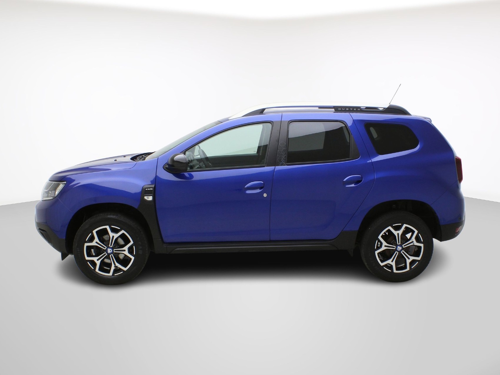 DACIA Duster 1.3 TCe Celebration 4WD-image-2