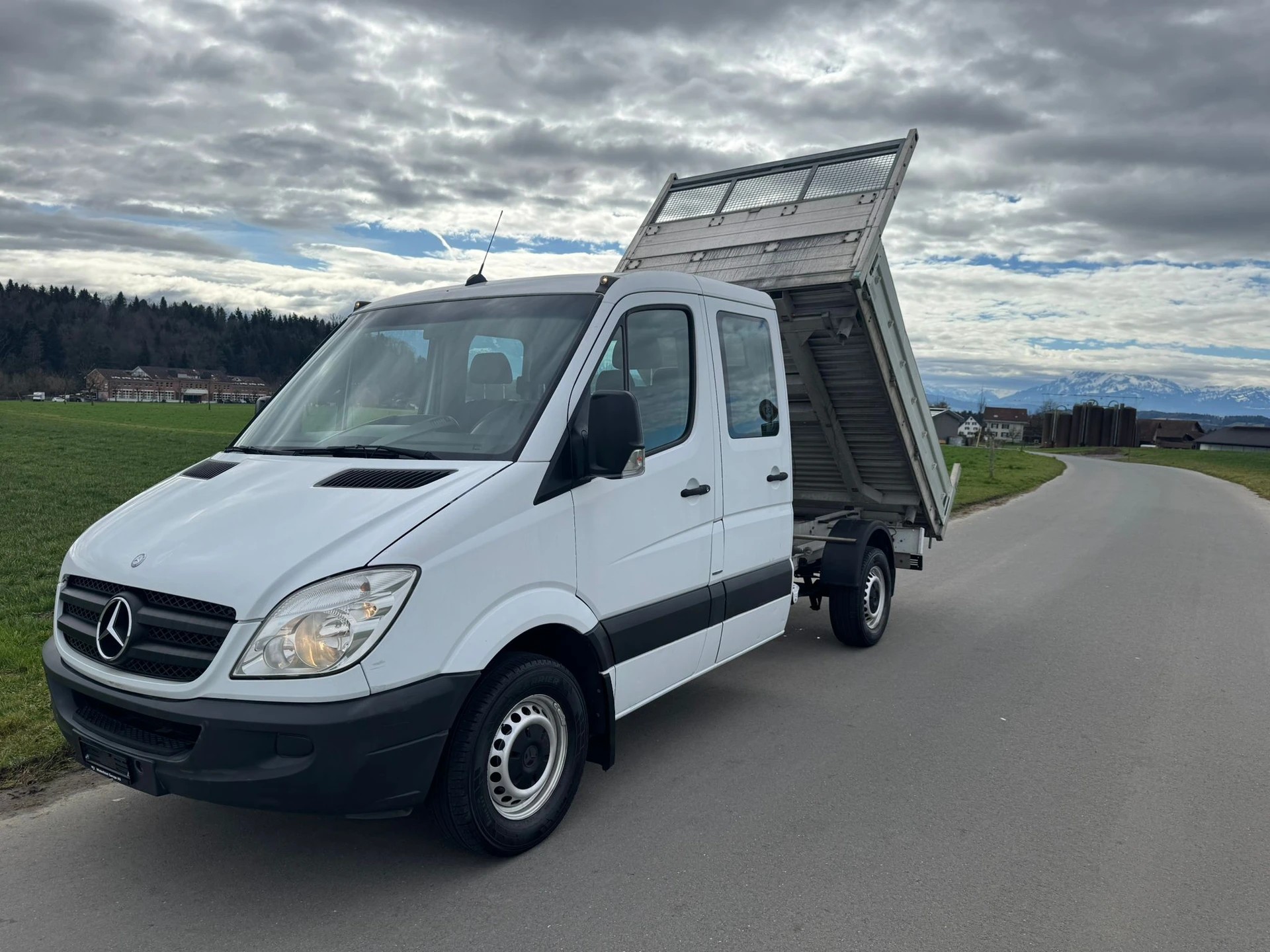 MERCEDES-BENZ Sprinter 313 CDI Standard Kipper mit Anhängerkupplung-image-1