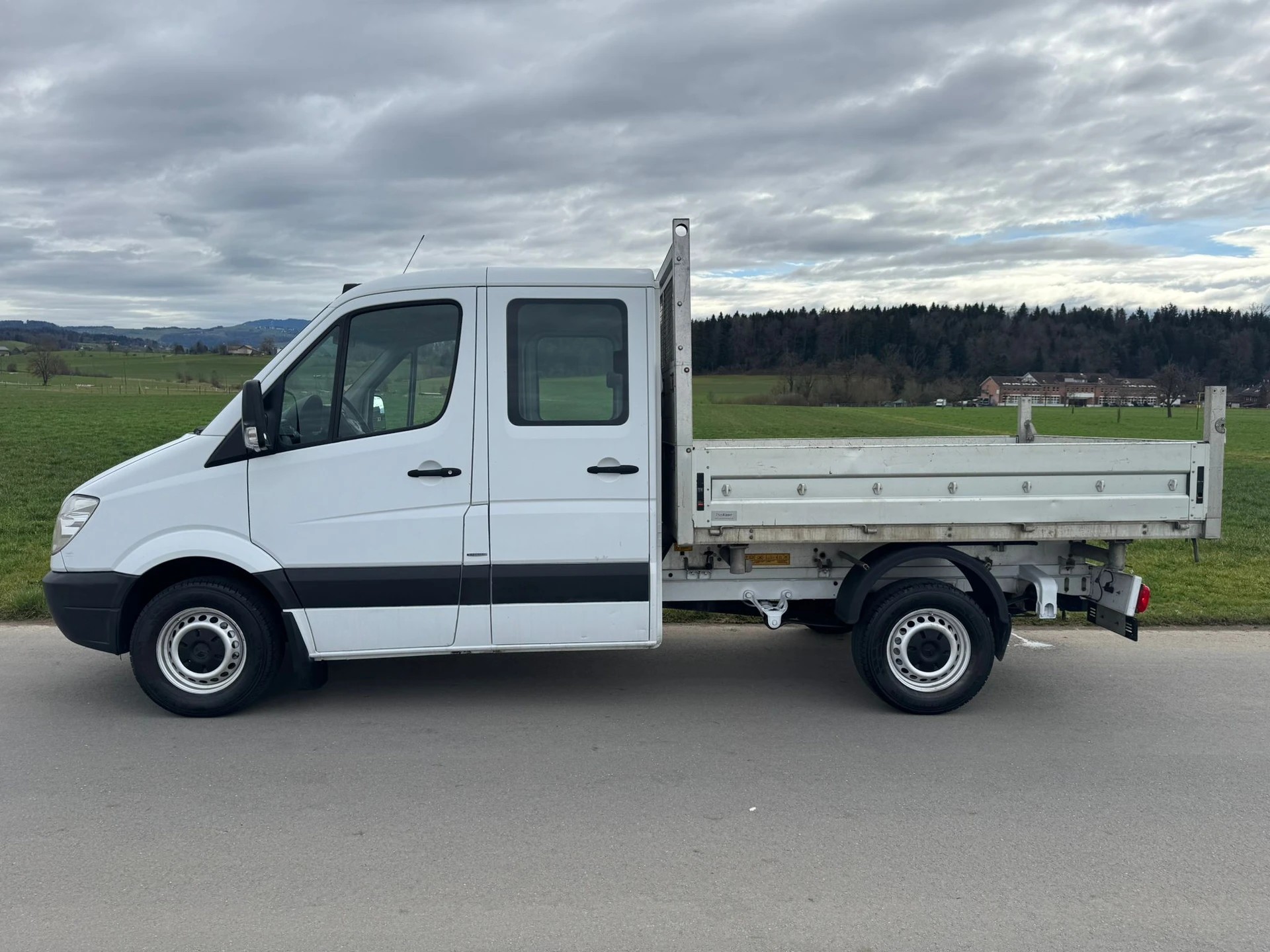 MERCEDES-BENZ Sprinter 313 CDI Standard Kipper mit Anhängerkupplung-image-5