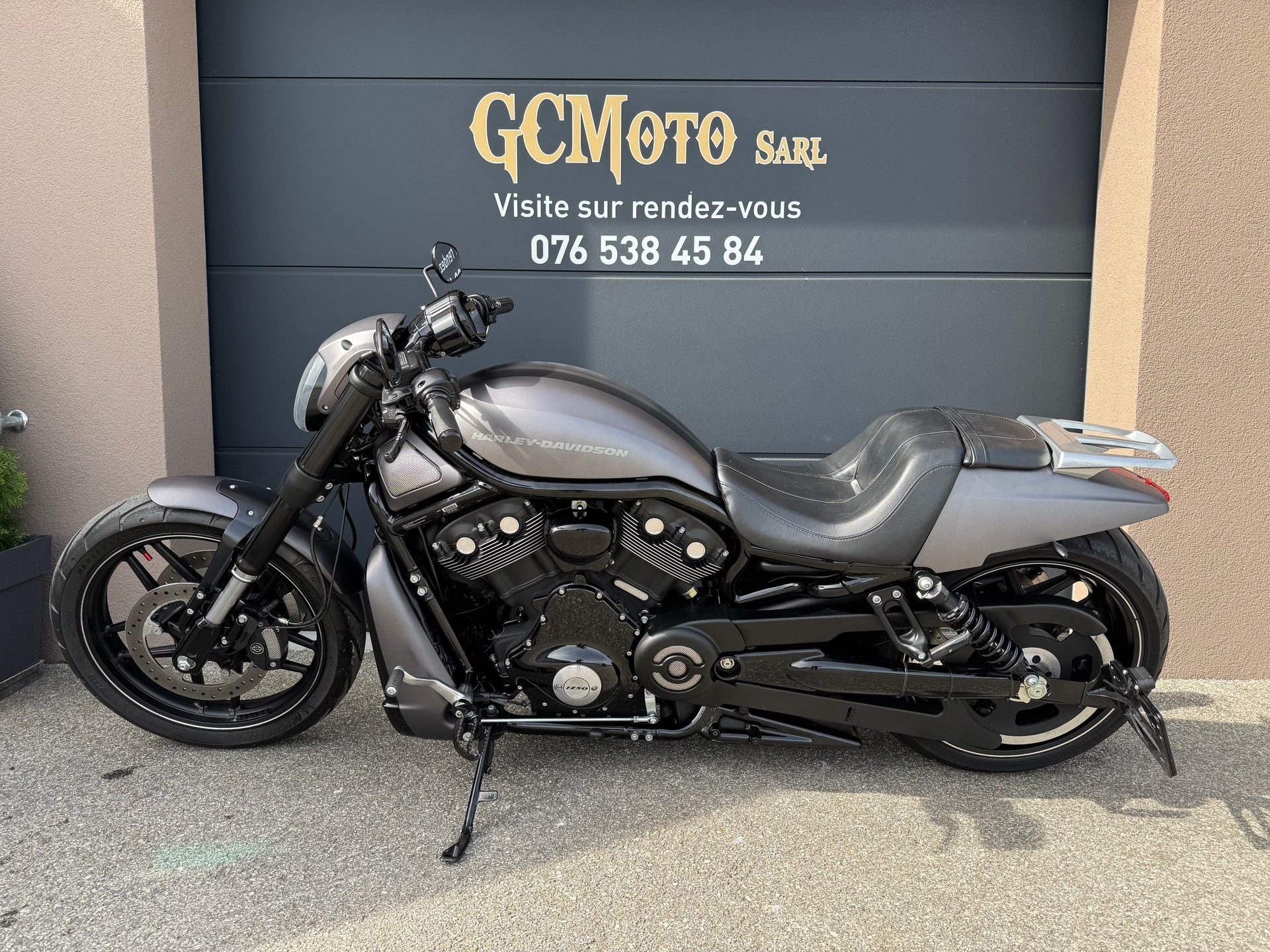 HARLEY-DAVIDSON VRSCDX Night Rod Special ABS-showroom-element-2