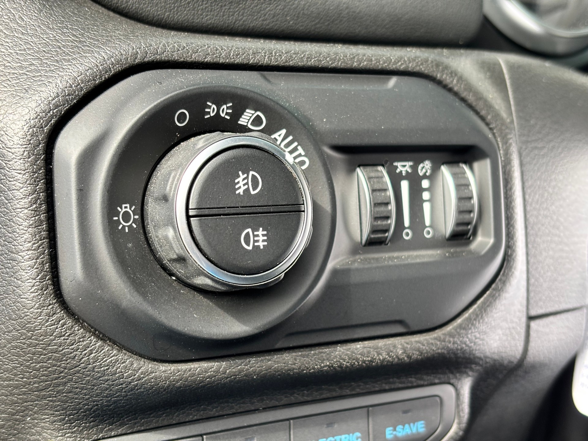 JEEP Wrangler 2.0 PHEV Unlimited 80th Anniversary Automatic-image-17