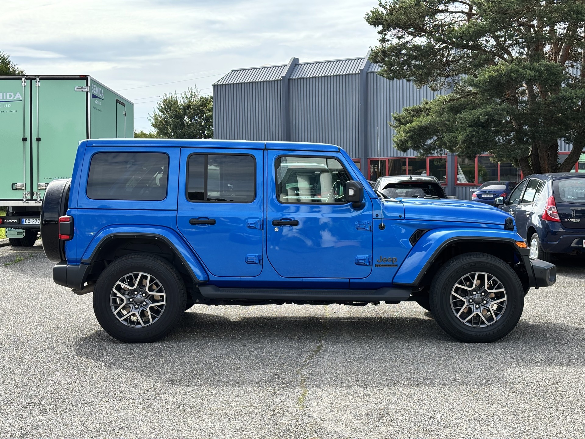 JEEP Wrangler 2.0 PHEV Unlimited 80th Anniversary Automatic-image-2