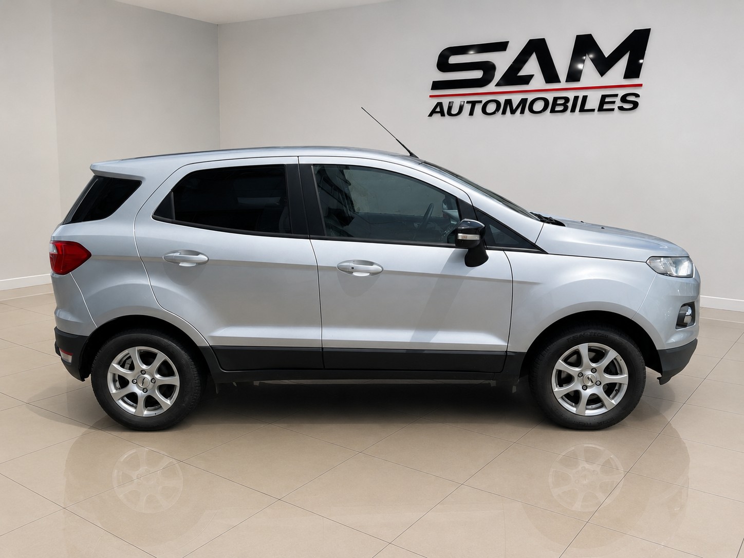 FORD EcoSport 1.0 SCTi Trend-image-2
