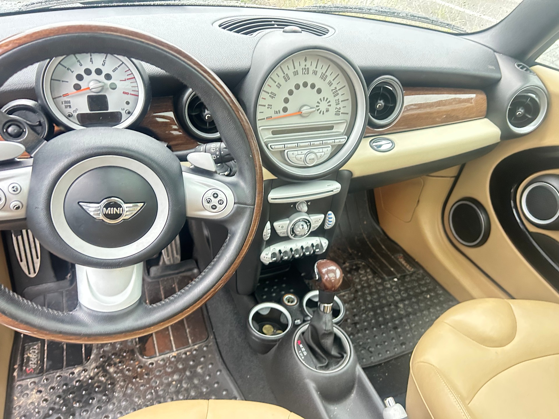 MINI Cooper S Steptronic-image-10