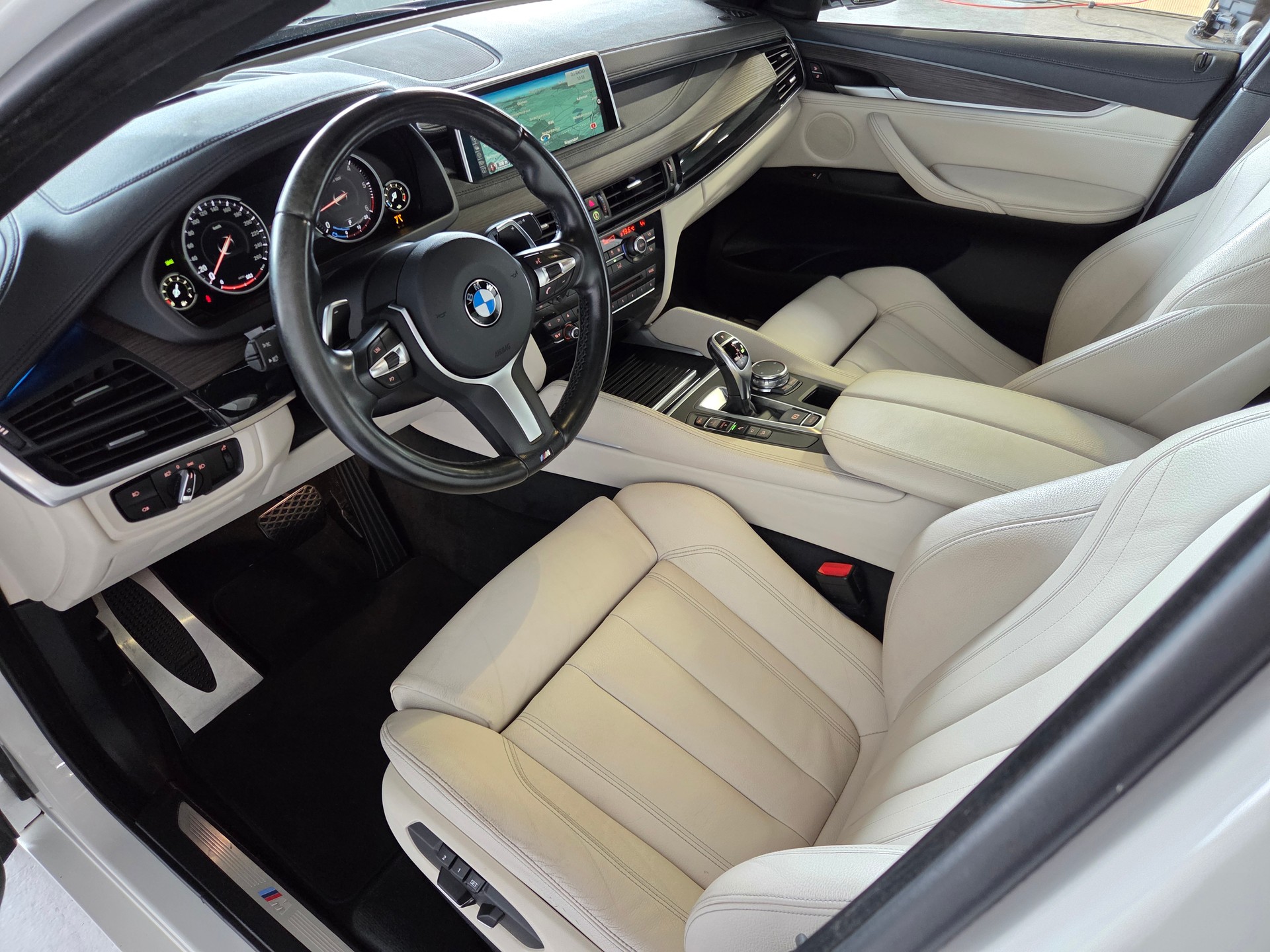 BMW X6 40d xDrive M-Sport-image-3