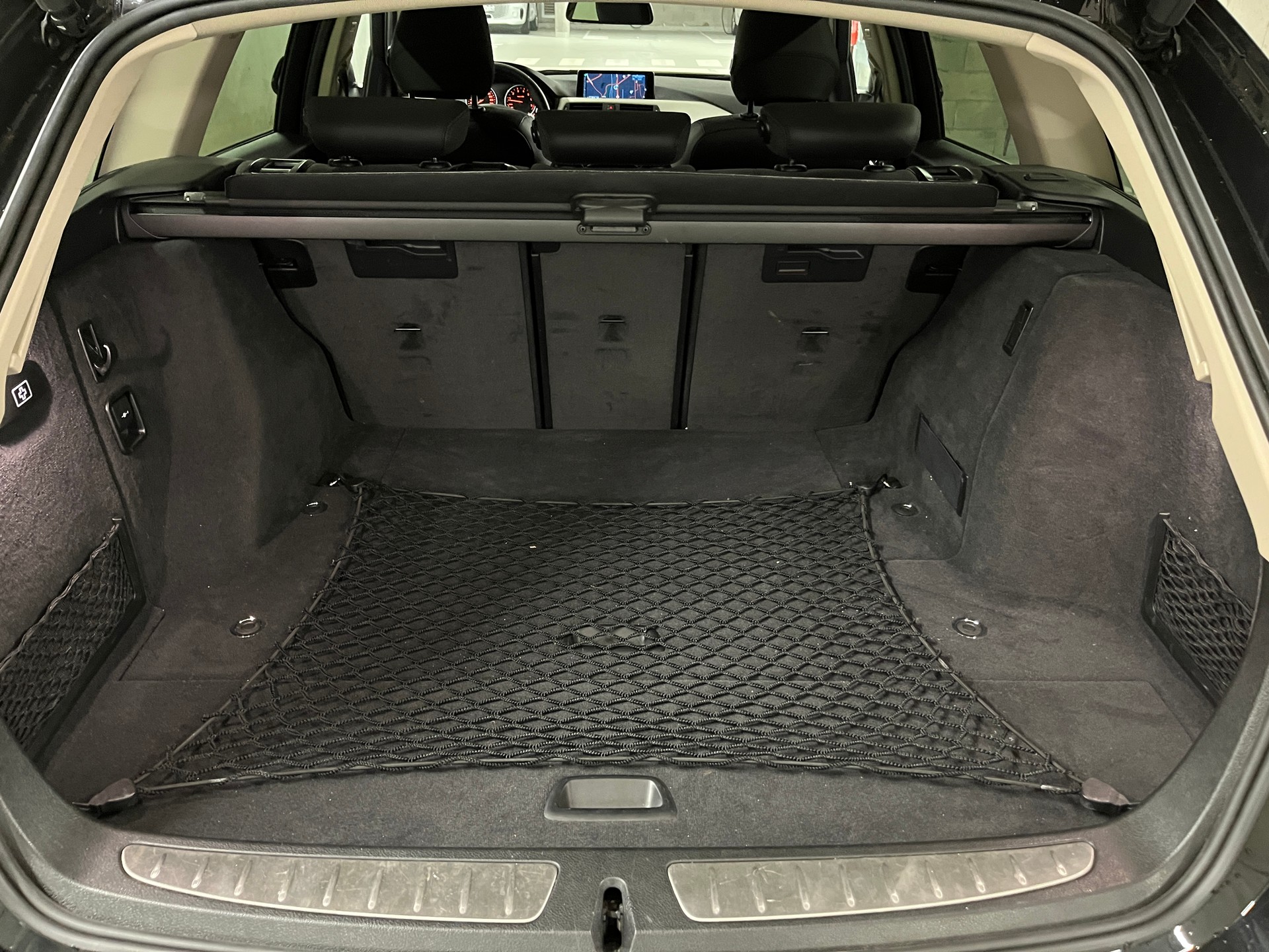 BMW 328i Touring Steptronic-image-17