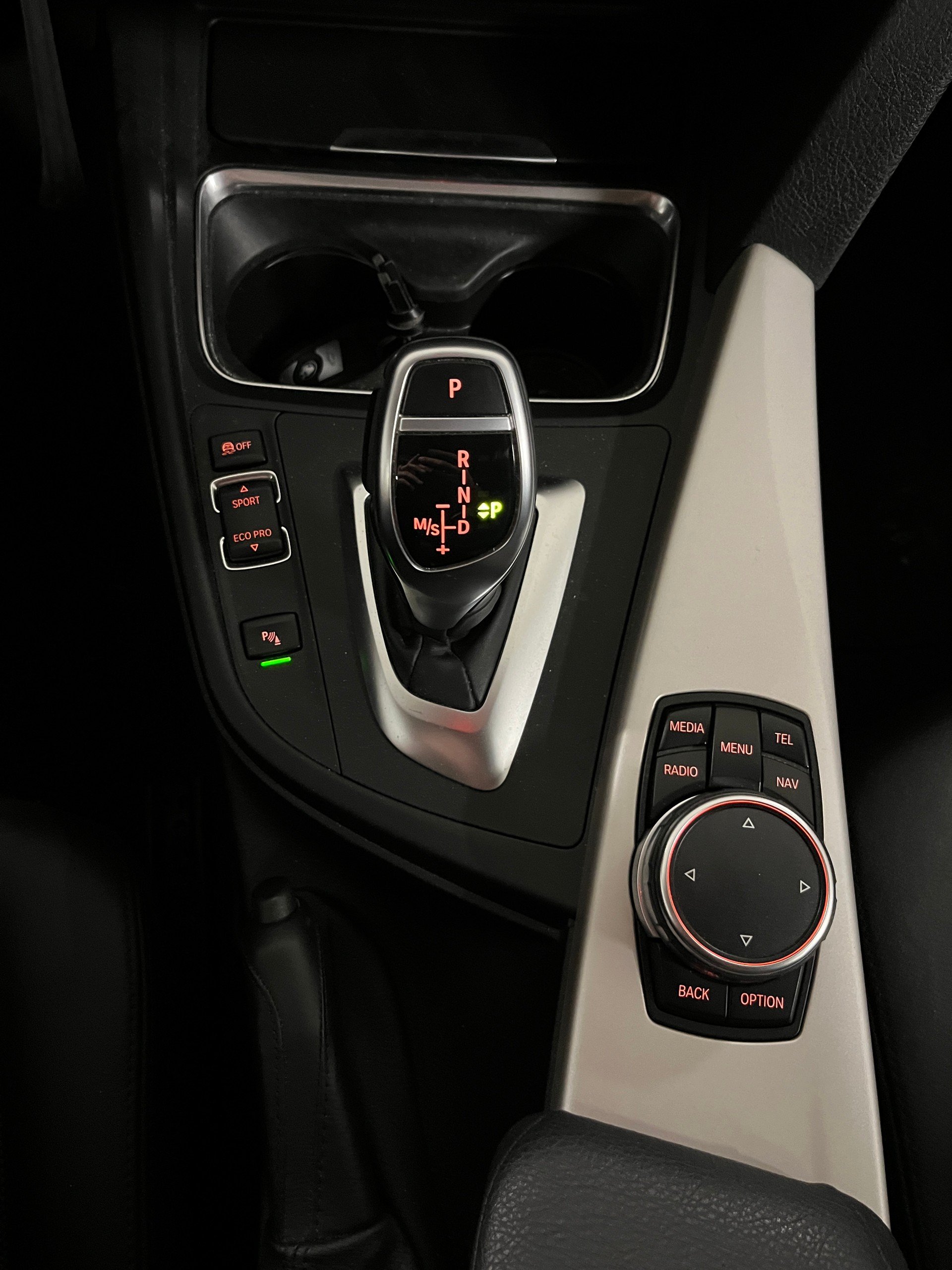 BMW 328i Touring Steptronic-image-12