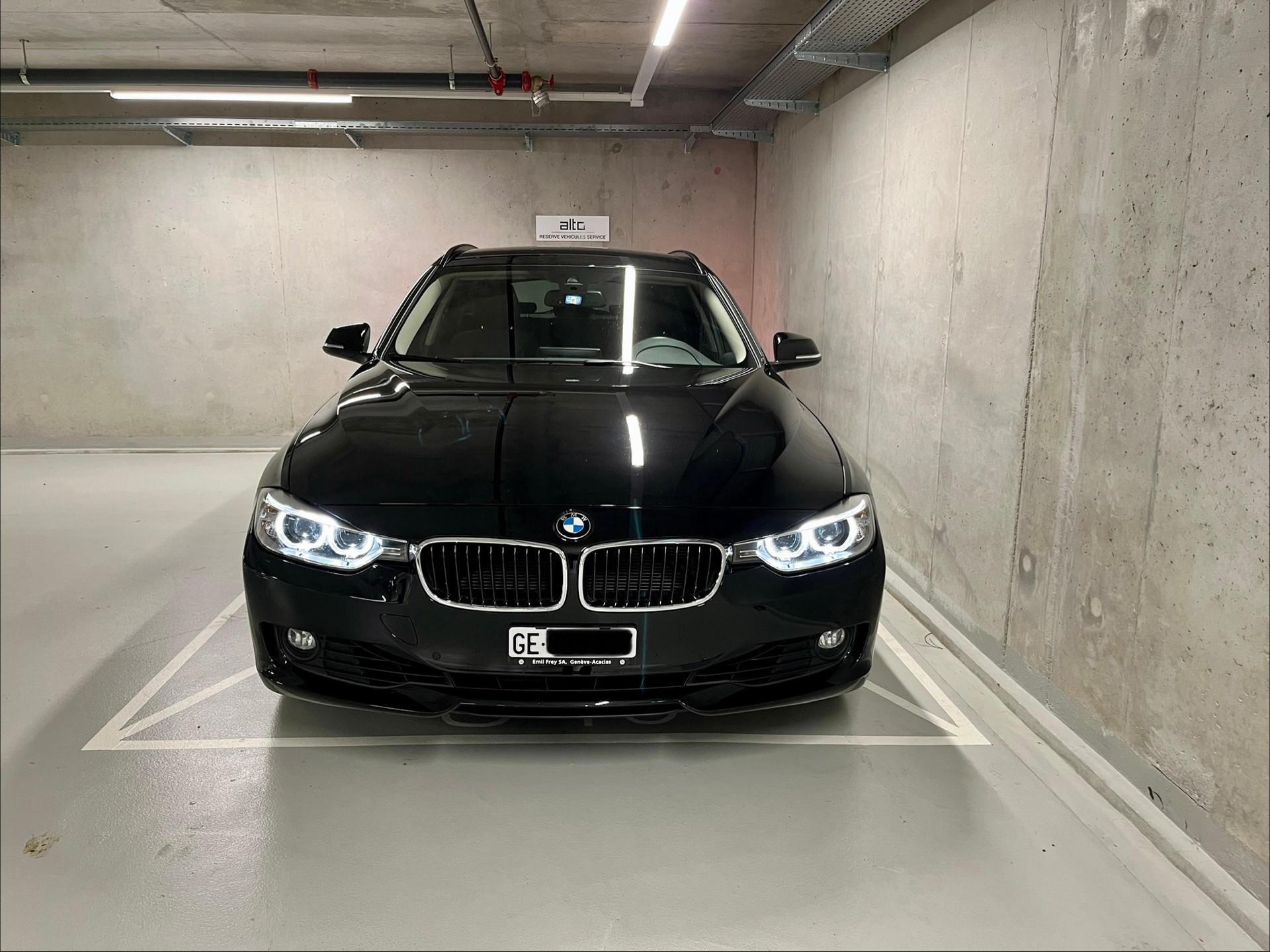 BMW 328i Touring Steptronic-image-7