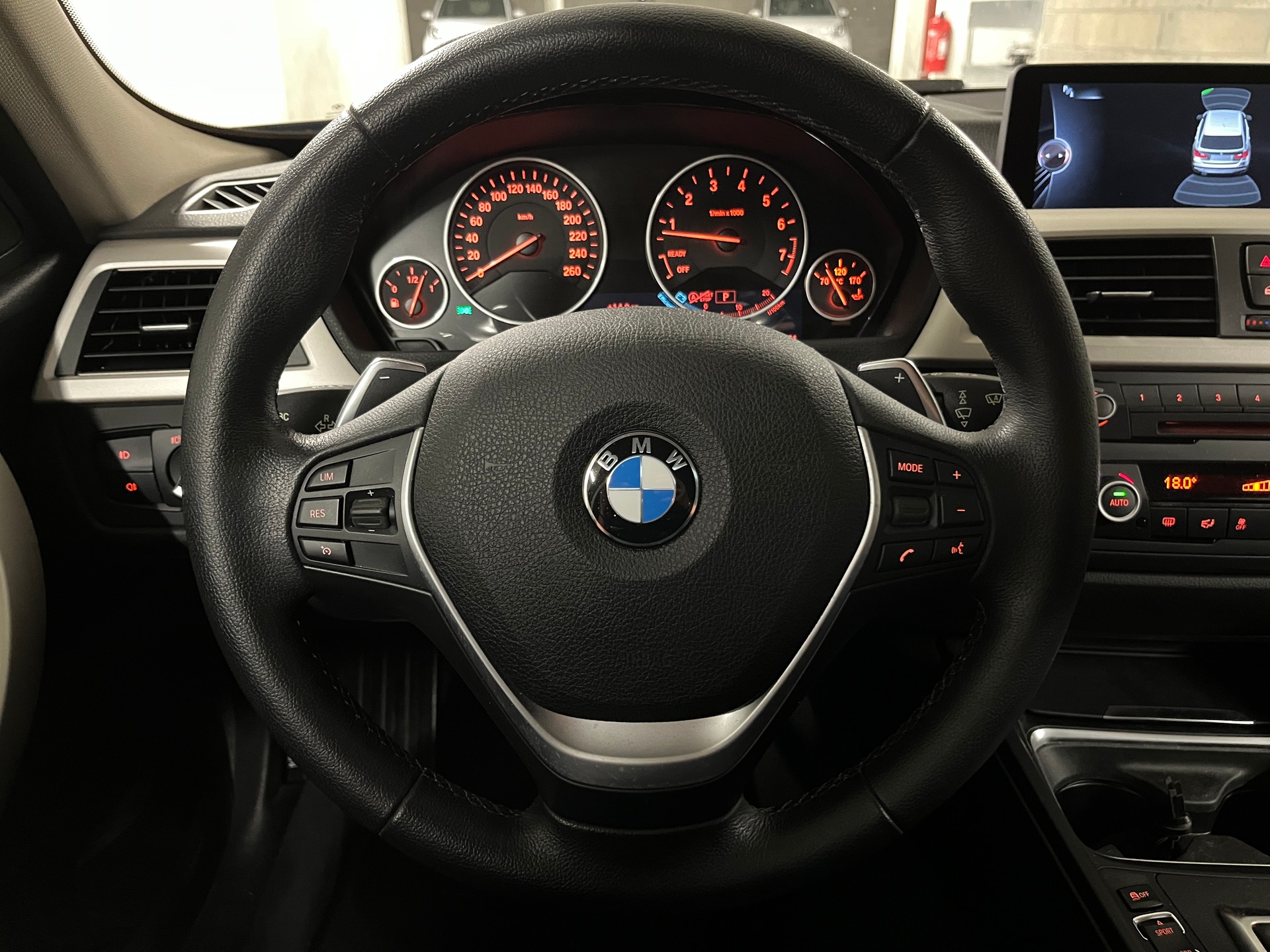 BMW 328i Touring Steptronic-image-9