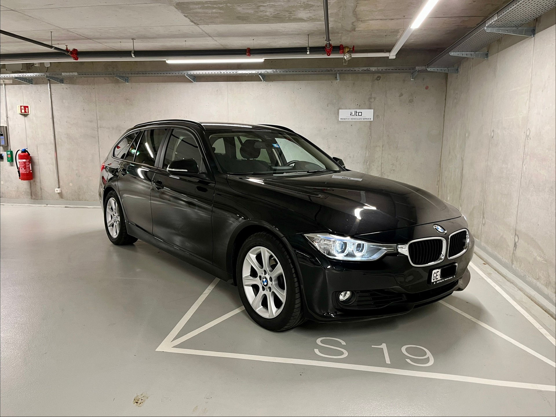 BMW 328i Touring Steptronic-image-6