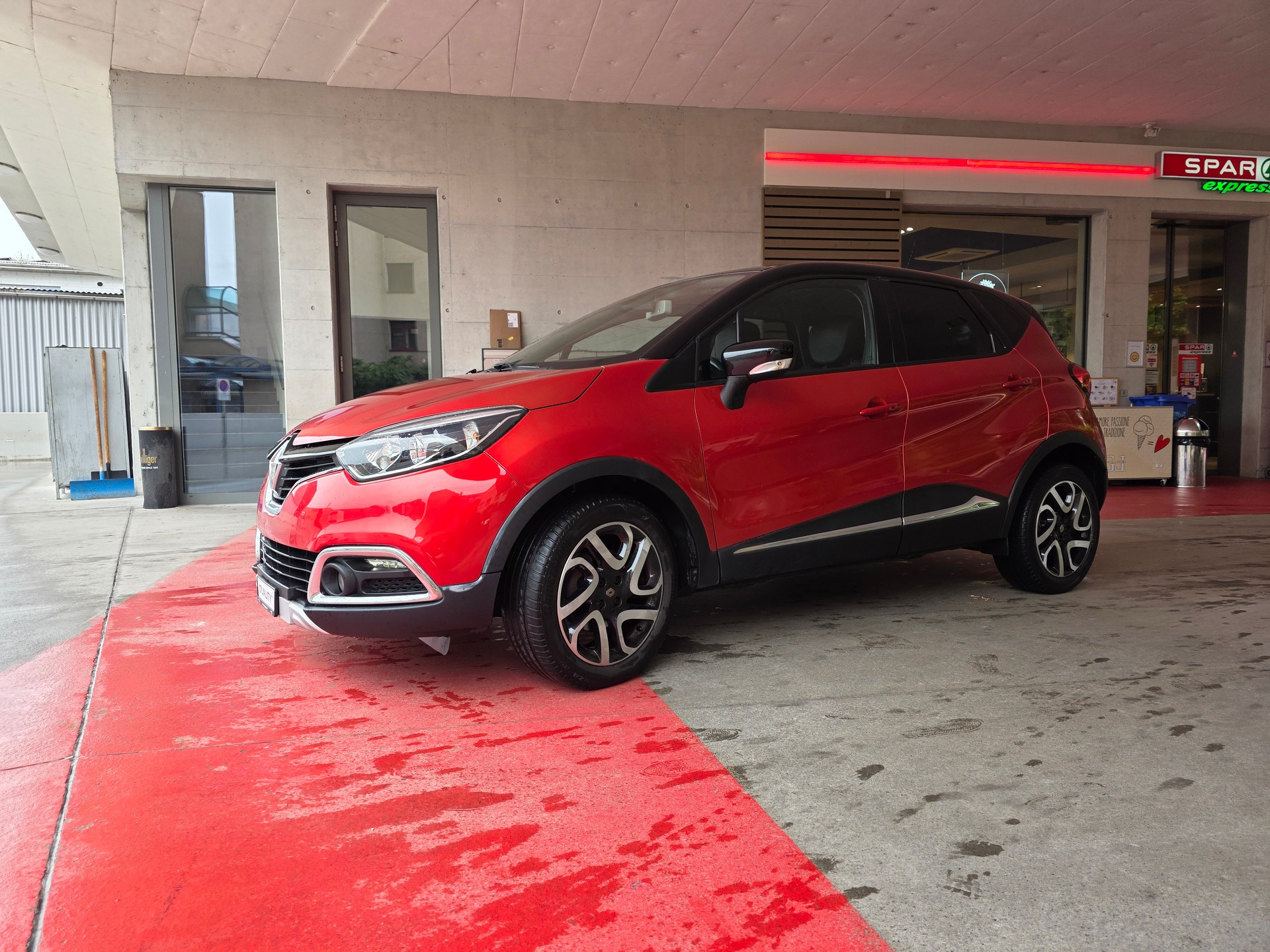 RENAULT Captur 1.2 T 16V Dynamique EDC-image-7