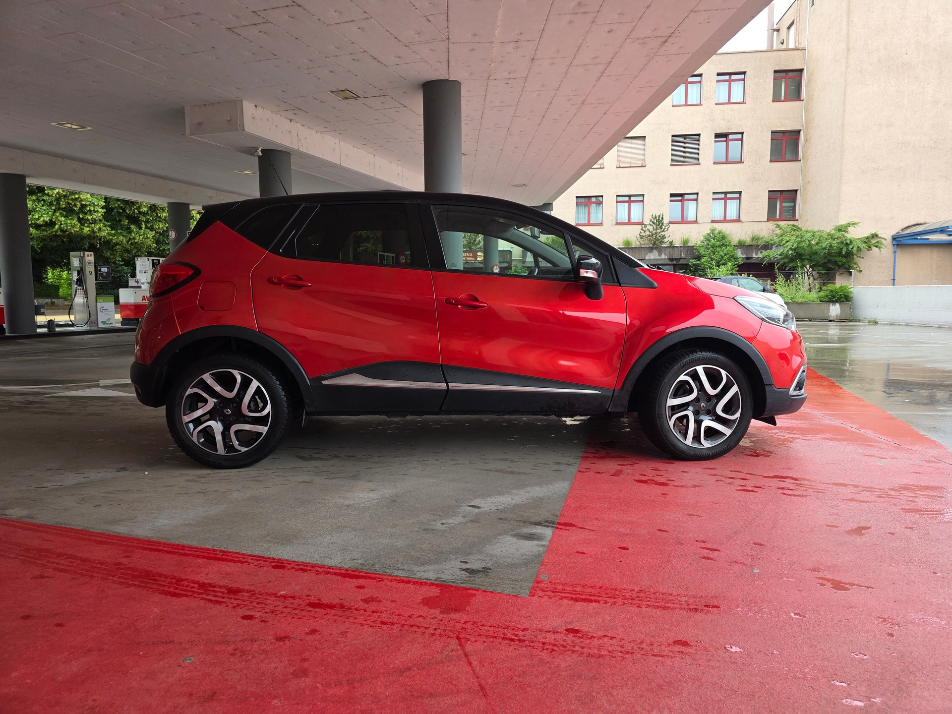 RENAULT Captur 1.2 T 16V Dynamique EDC-image-10