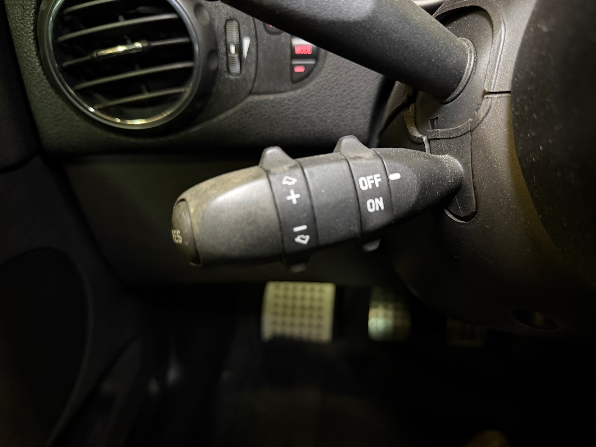 ALFA ROMEO 147 3.2 GTA-image-14