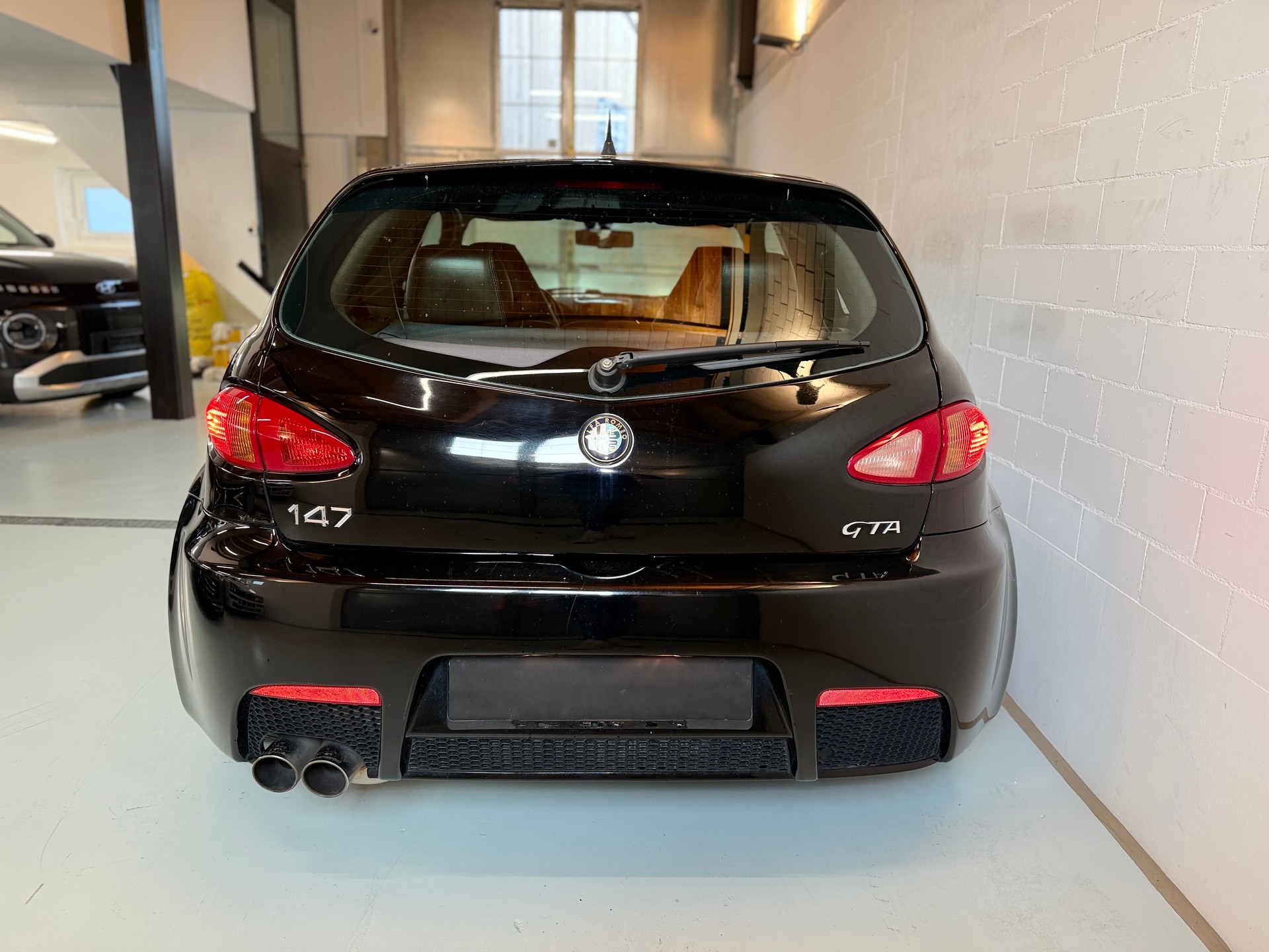 ALFA ROMEO 147 3.2 GTA-image-5