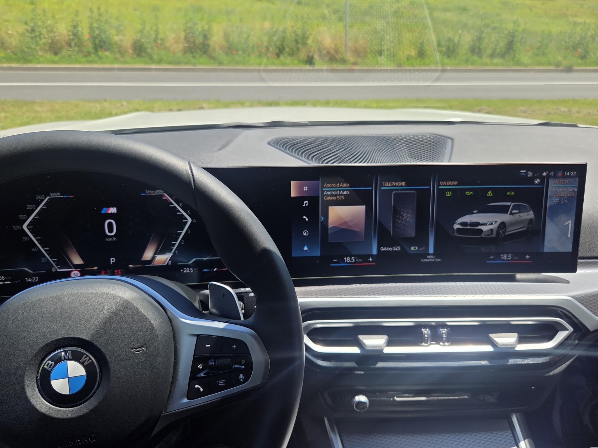 BMW 330i Touring G21 M Sport-image-14