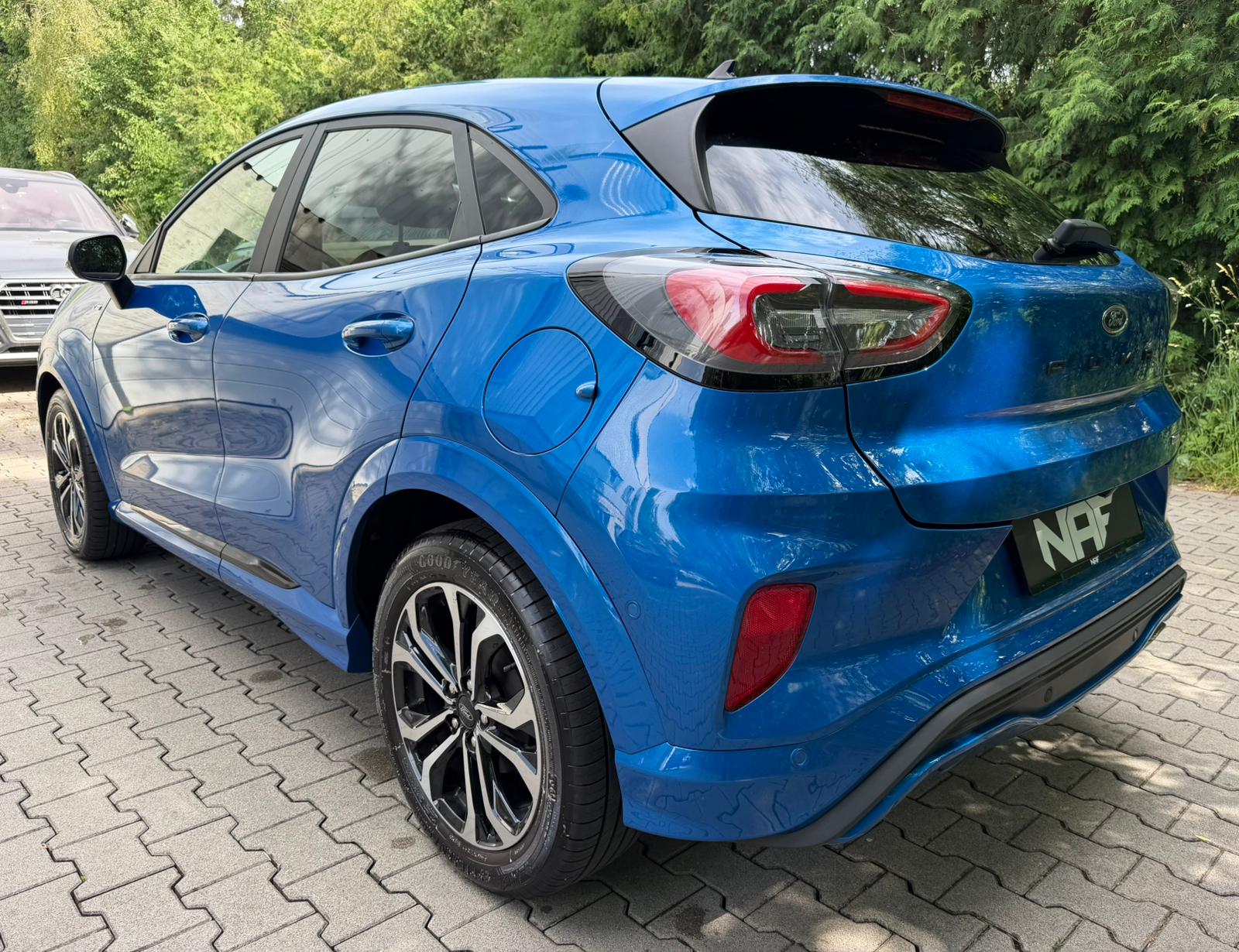 FORD Puma 1.0 MHEV ST-Line-image-2
