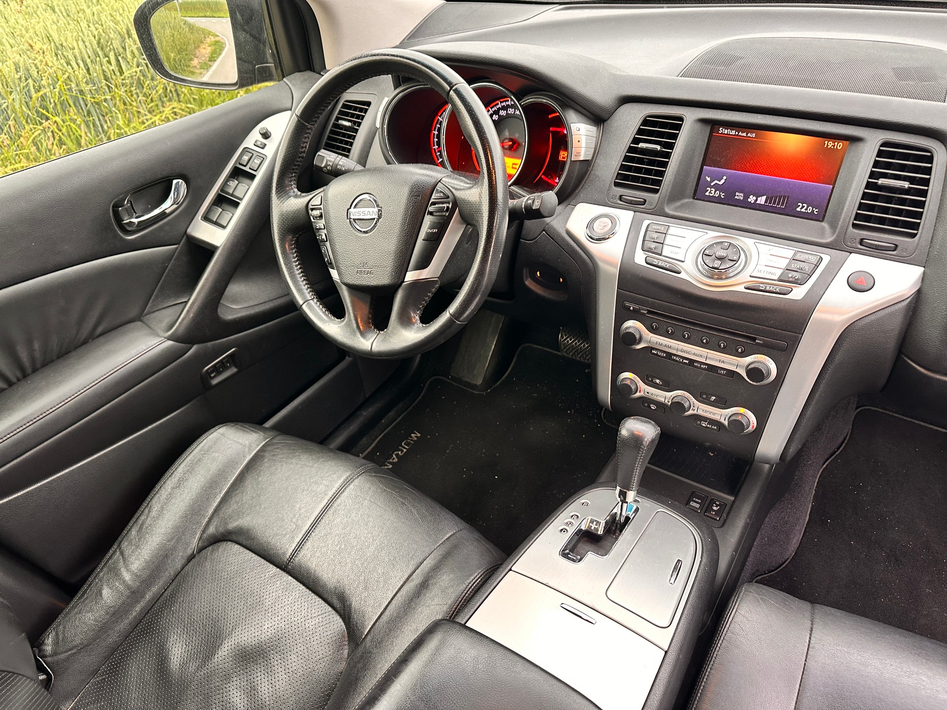 NISSAN Murano 2.5 dCi Automatic-image-1