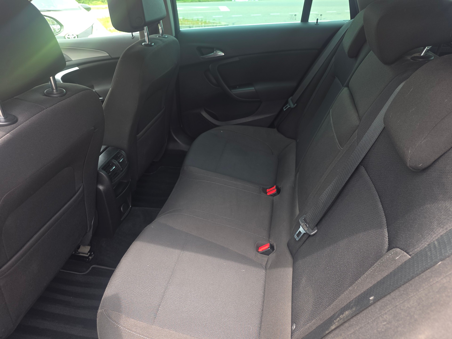 OPEL Insignia Sports Tourer 2.0 Turbo Edition Automatic-image-10