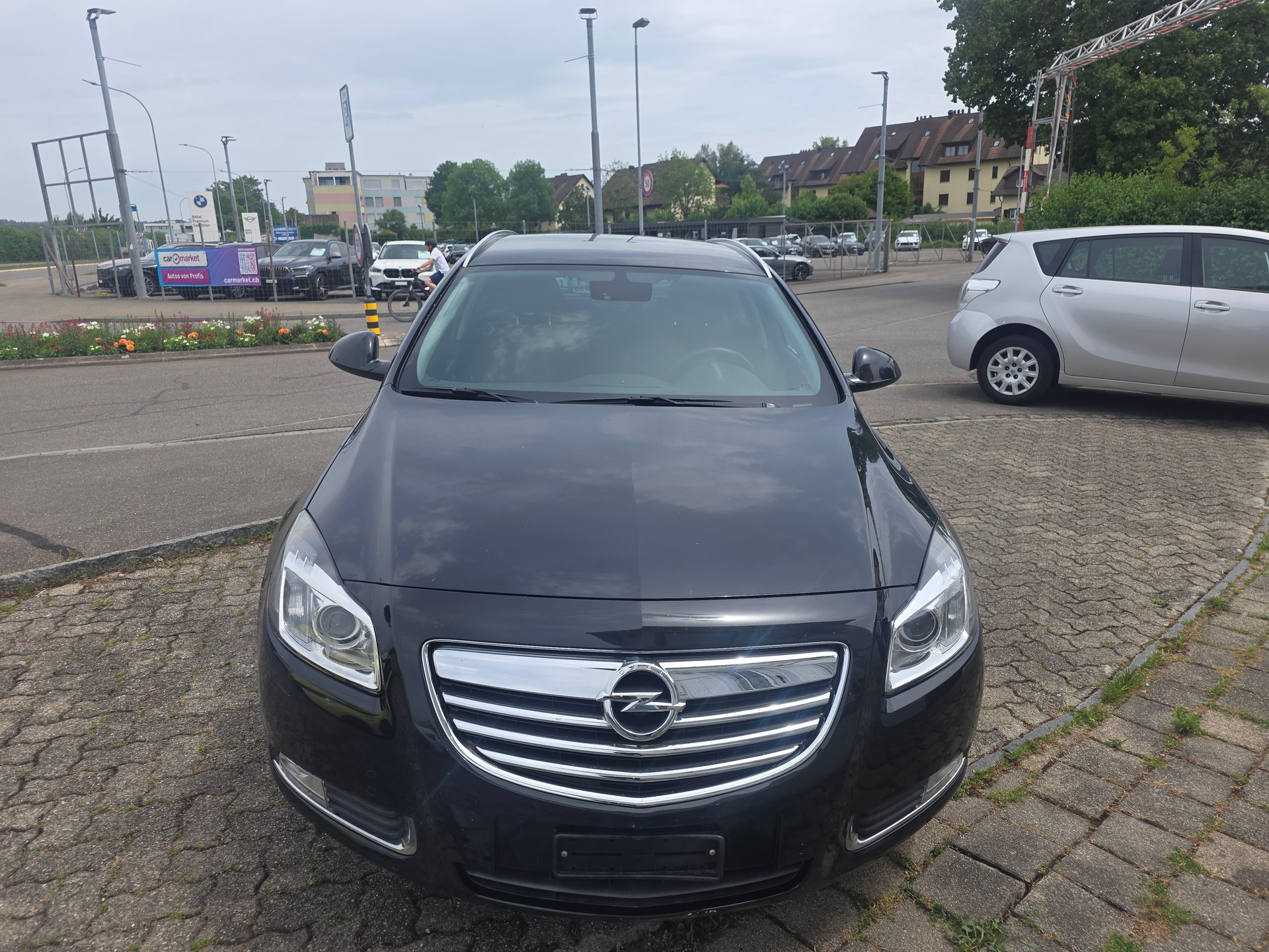 OPEL Insignia Sports Tourer 2.0 Turbo Edition Automatic-image-2