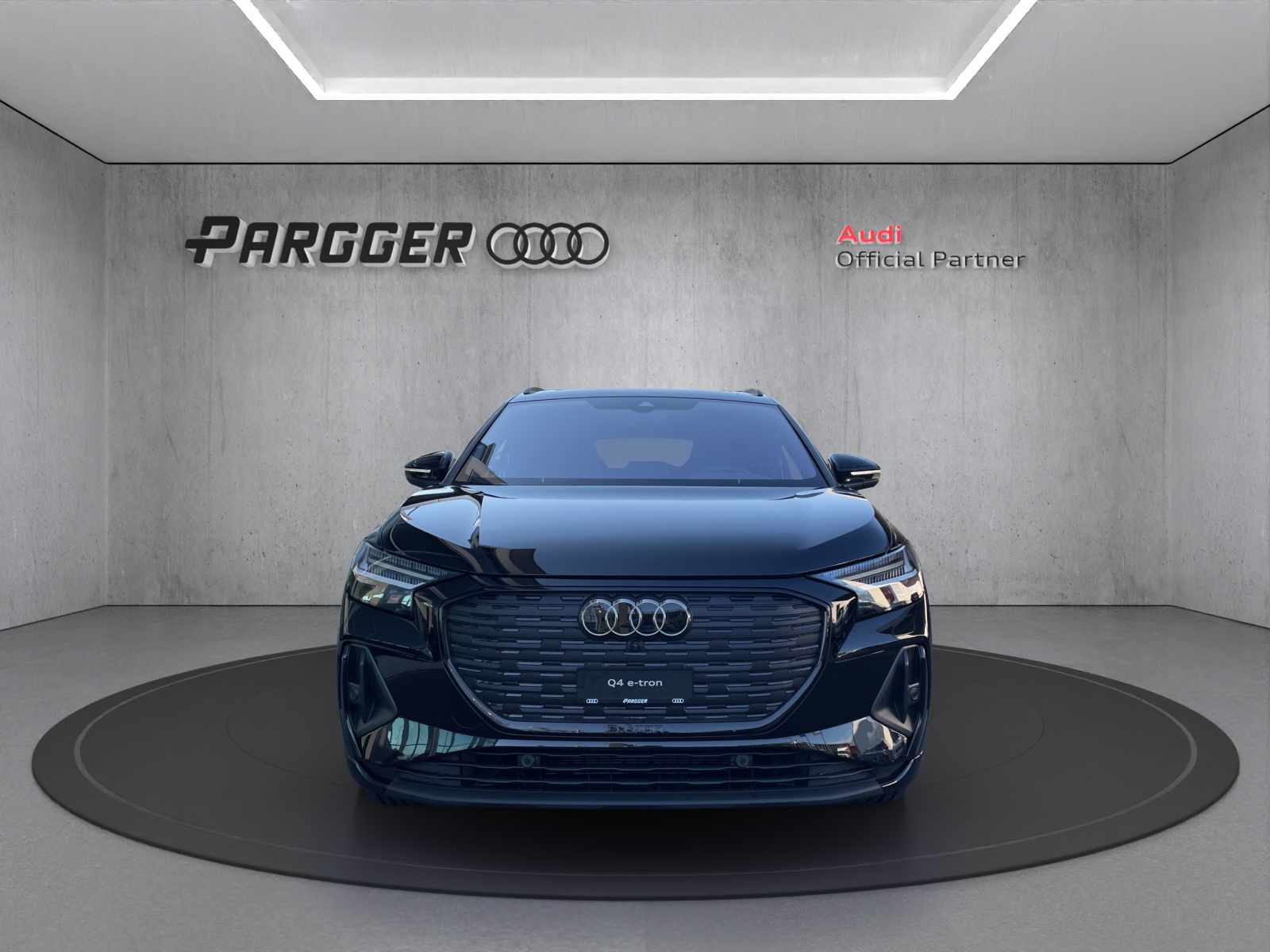 AUDI Q4 e-tron 45 Edition Swiss Ski quattro-image-1