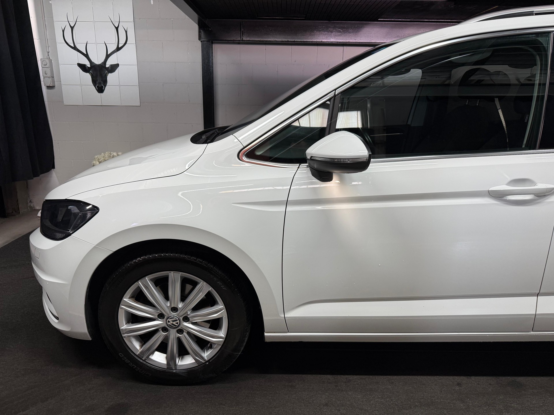 VW Touran 1.5 TSI EVO Highline DSG * 7 Plätze *-image-7