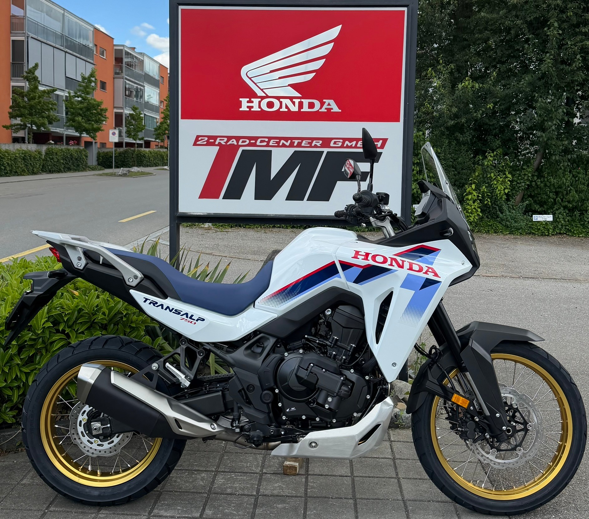 HONDA E CLUTCH VERSION