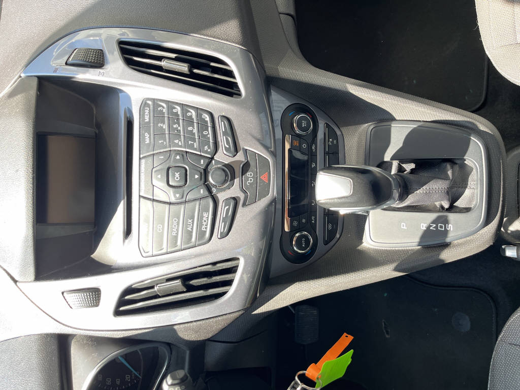 FORD TOURNEO CONNECT Grand 1.6 EcoB Tit. 7 Pl.-image-13