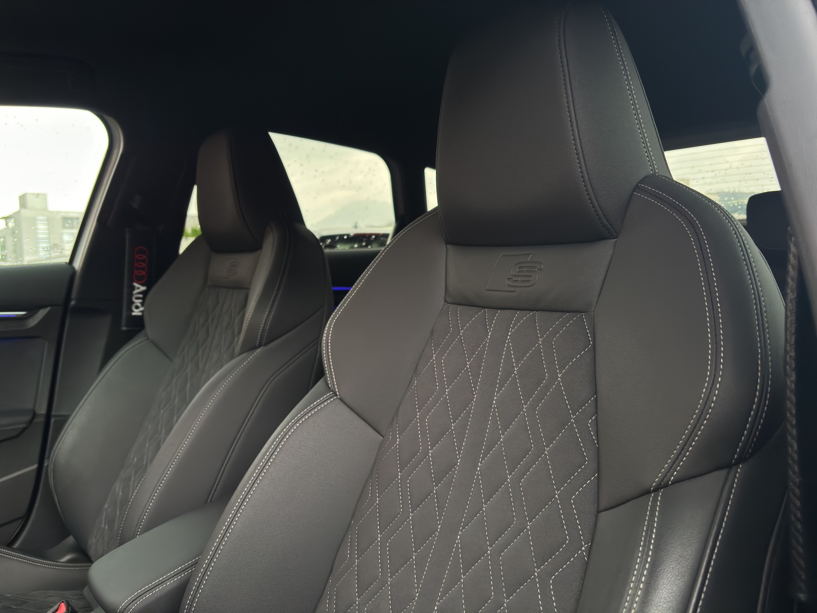 AUDI A3 Sportback 35 TFSI S line Attraction S-tronic-image-13