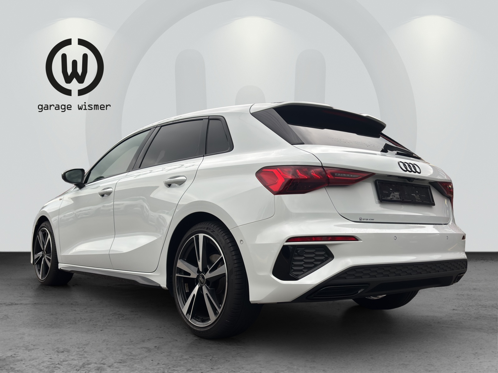AUDI A3 Sportback 35 TFSI S line Attraction S-tronic-image-2