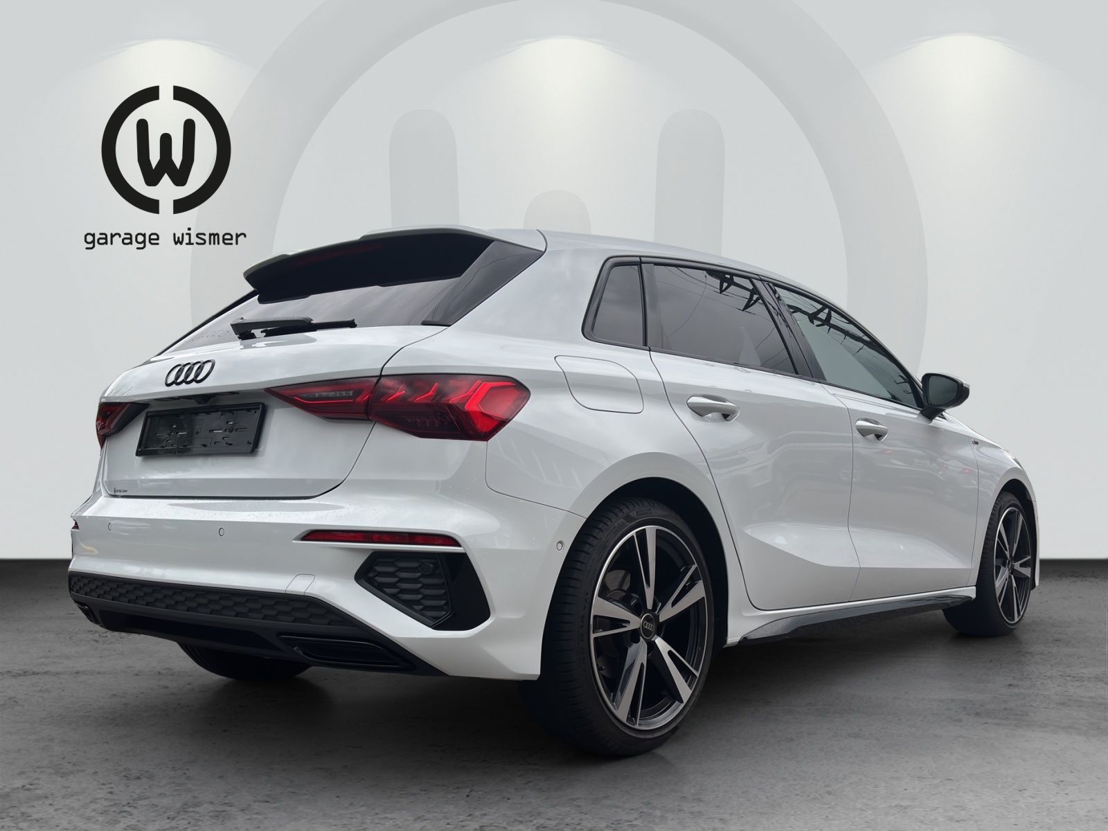 AUDI A3 Sportback 35 TFSI S line Attraction S-tronic-image-3