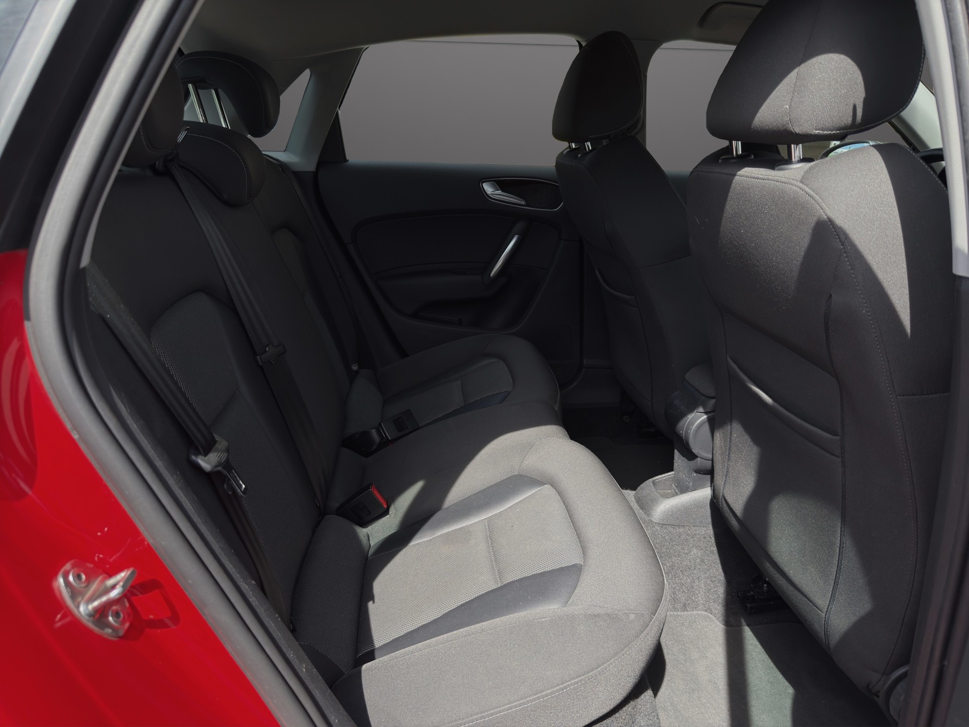 AUDI A1 Sportback 1.0 TFSI Sport S Line-image-8