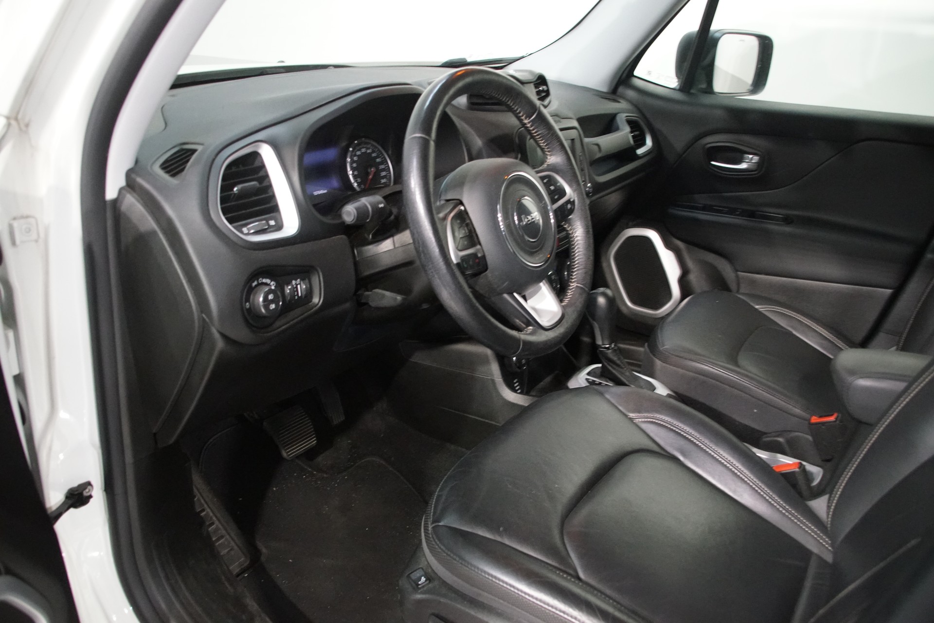 JEEP Renegade 2.0 CRD Limited AWD + Low Range 9ATX-image-9