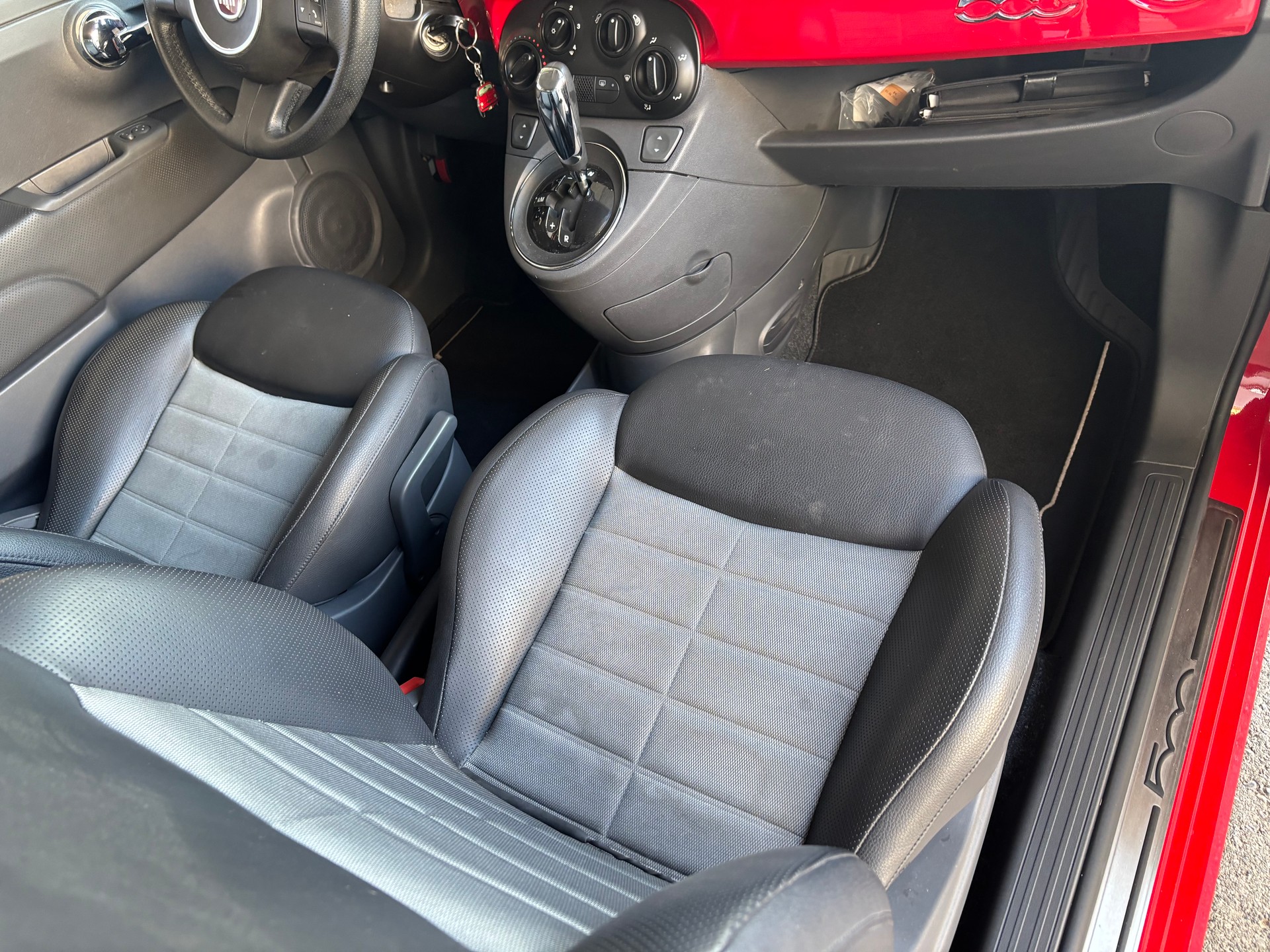 FIAT 500 1.4 16V Lounge Dualogic-image-12