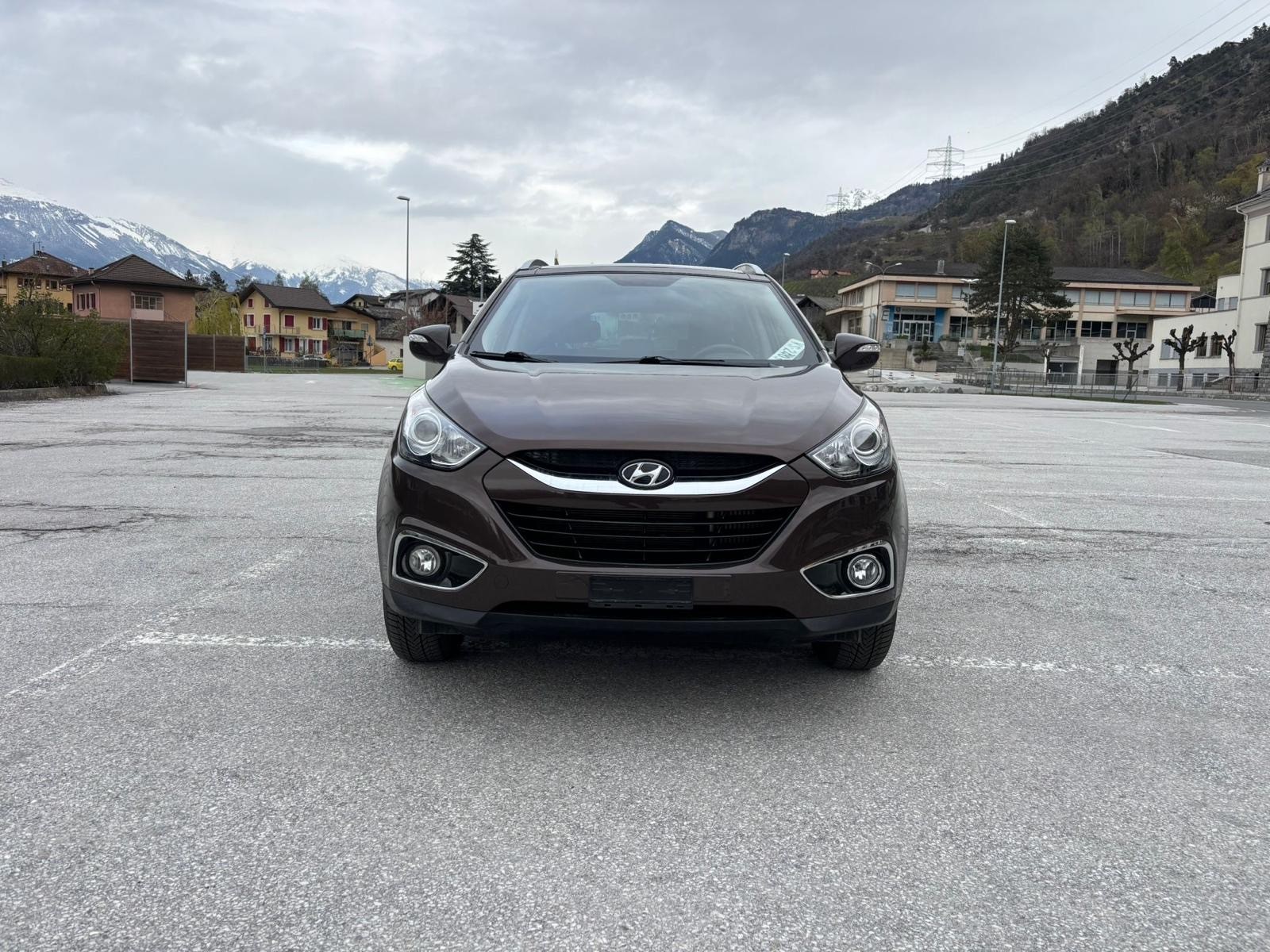 HYUNDAI iX 35 2.0 CRDi Style 4WD Automatic-image-0