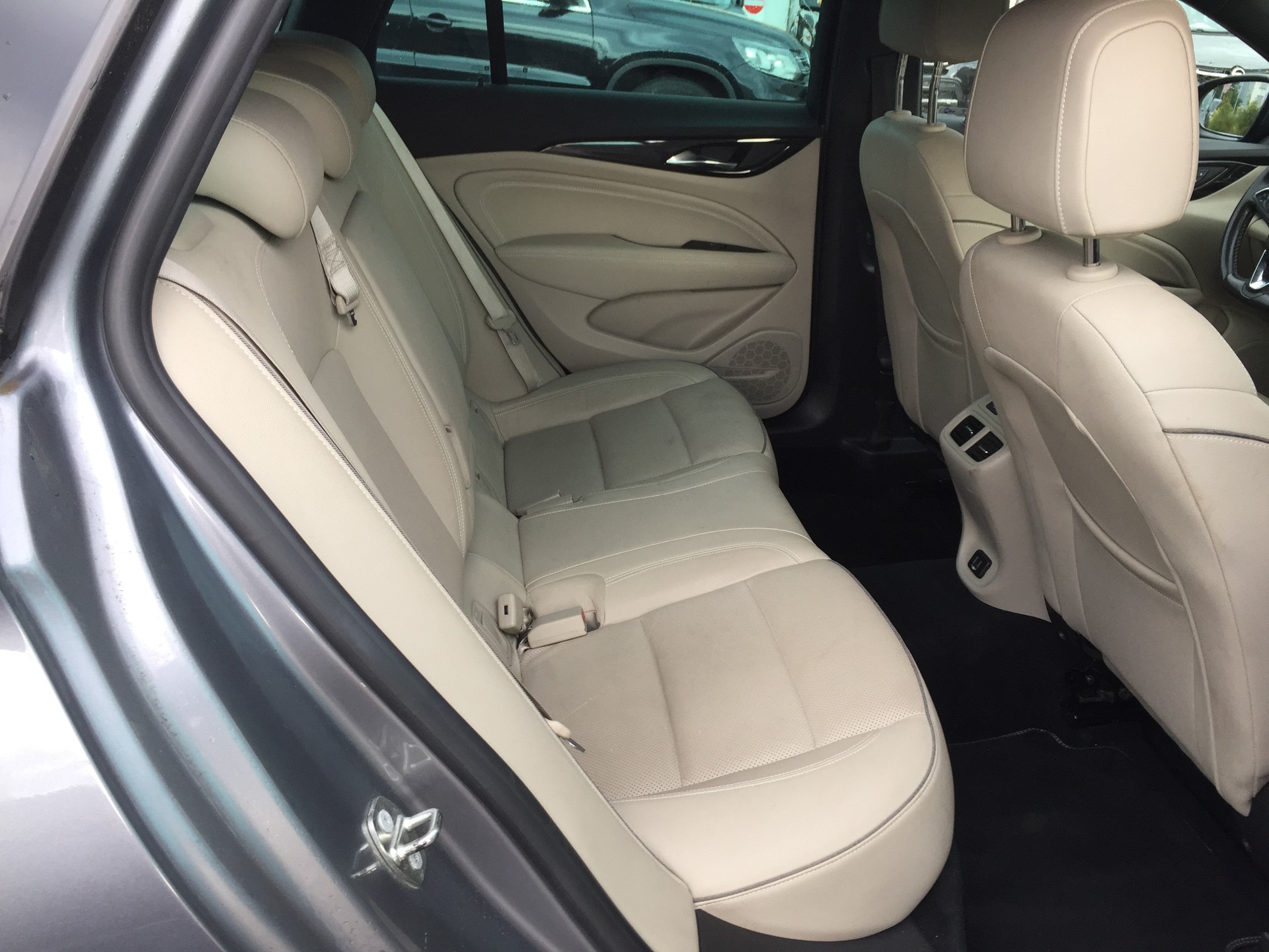OPEL Insignia 2.0 CDTI Sports Tourer Edition-image-7