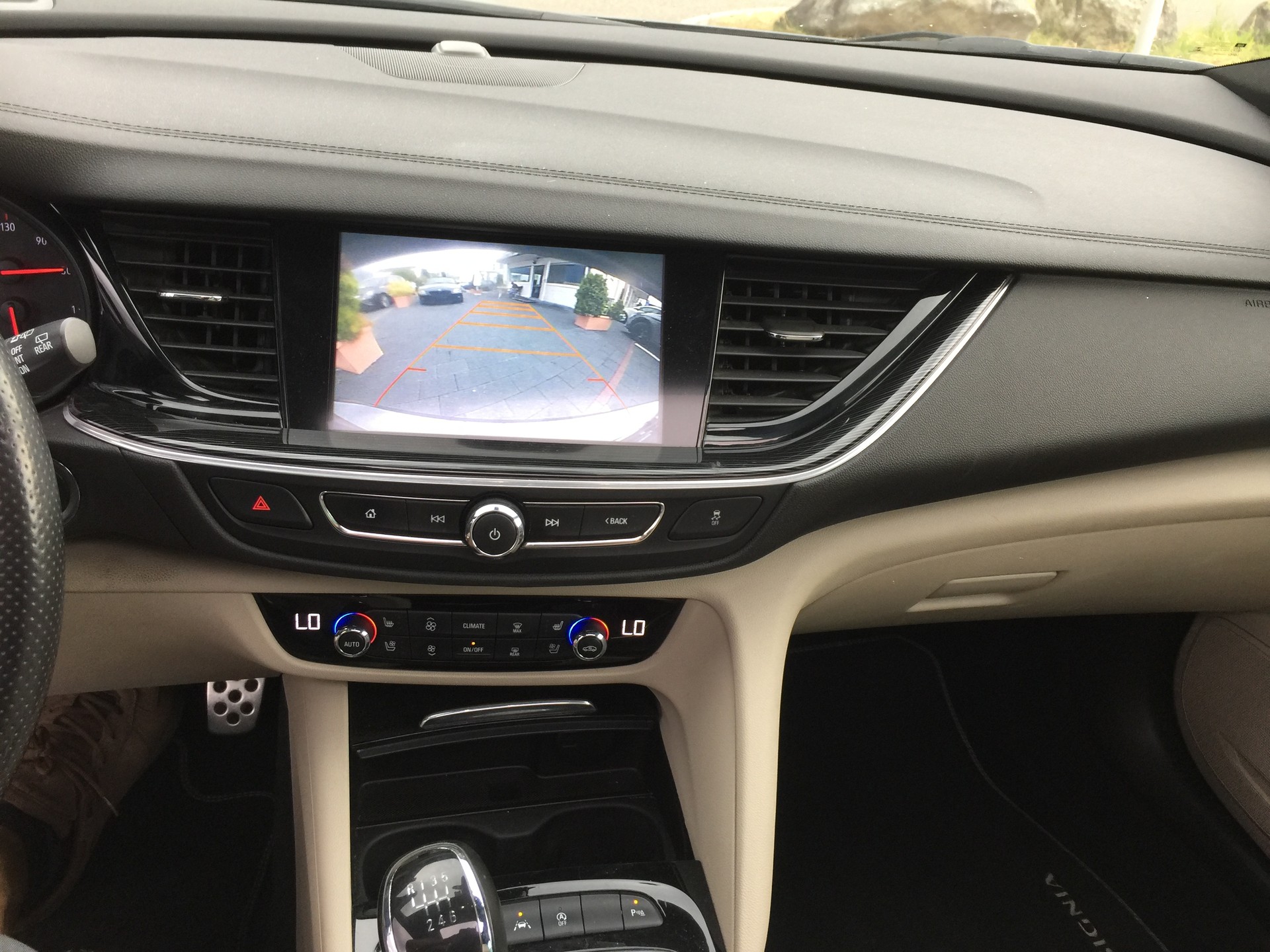 OPEL Insignia 2.0 CDTI Sports Tourer Edition-image-12