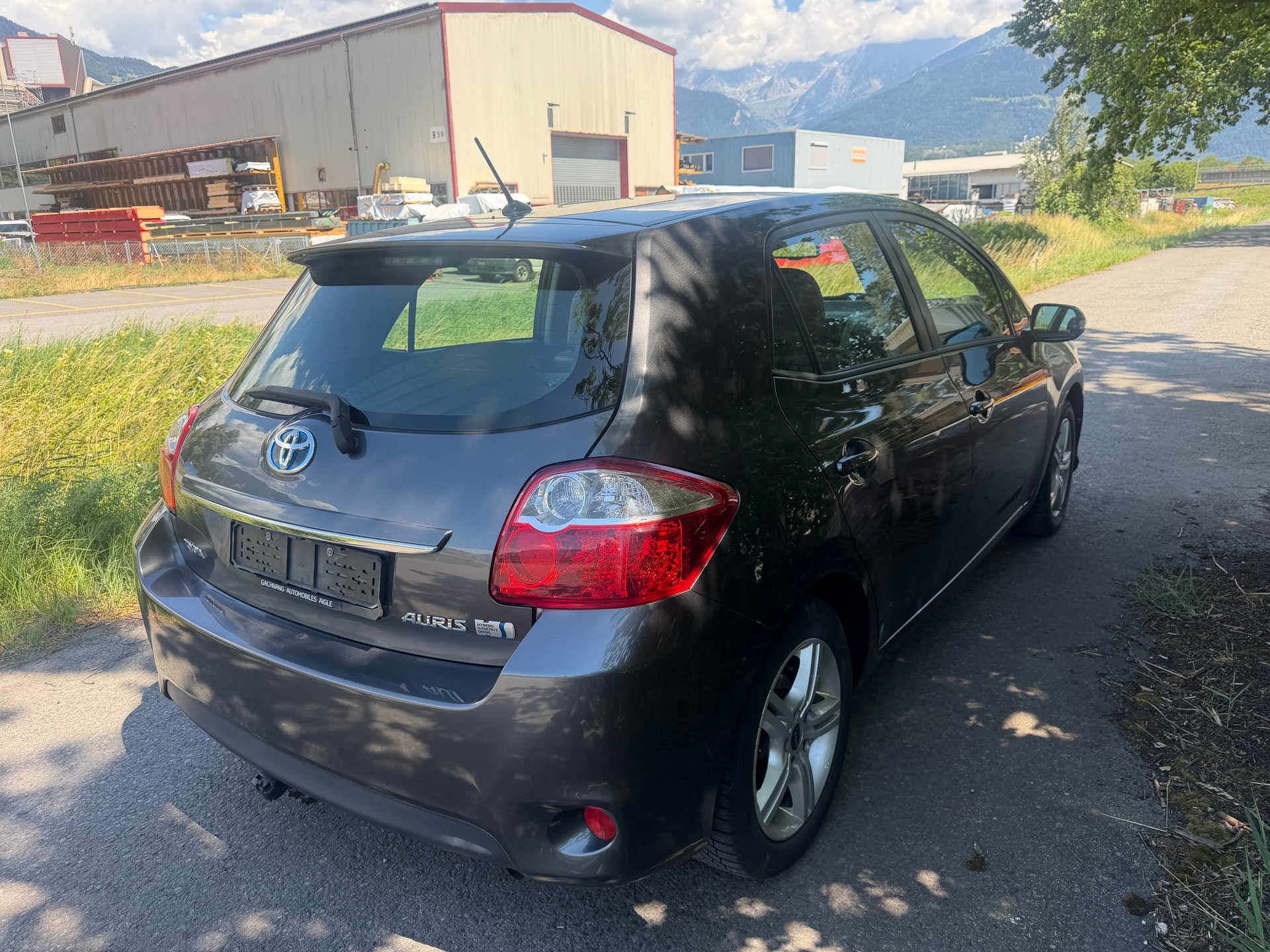 TOYOTA Auris 1.8 16V HSD Linea Sol Premium-image-5