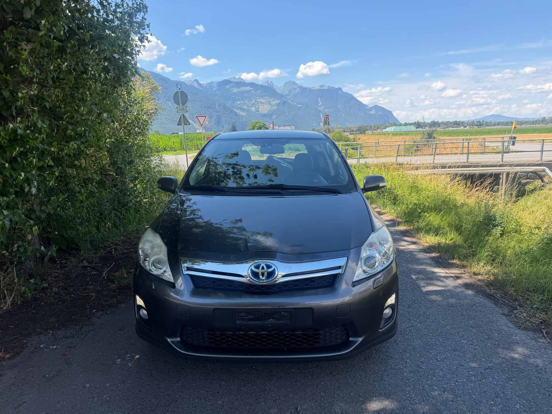 TOYOTA Auris 1.8 16V HSD Linea Sol Premium-image-1