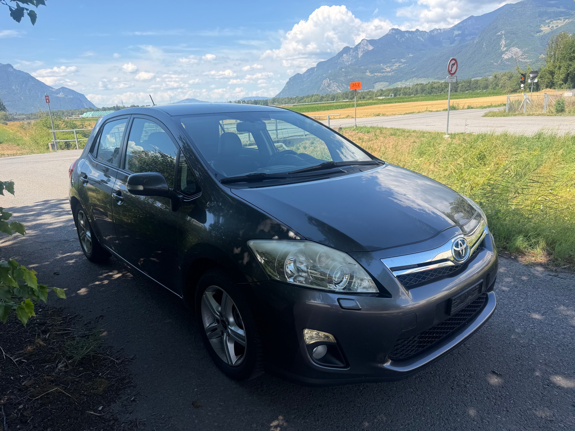 TOYOTA Auris 1.8 16V HSD Linea Sol Premium-image-2