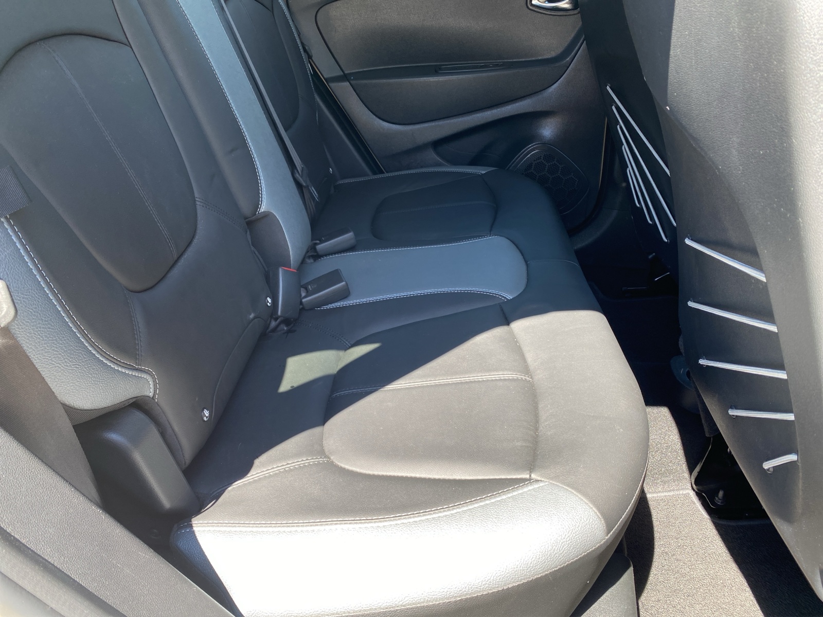 RENAULT Captur 1.2 T 16V Swiss Edition EDC-image-13