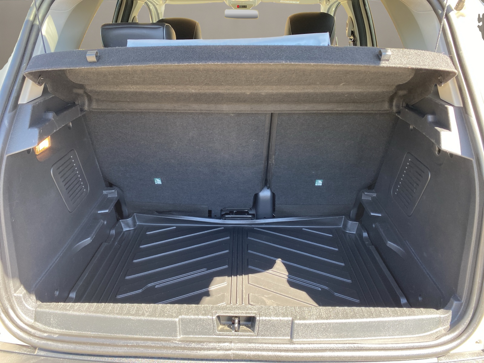 RENAULT Captur 1.2 T 16V Swiss Edition EDC-image-12
