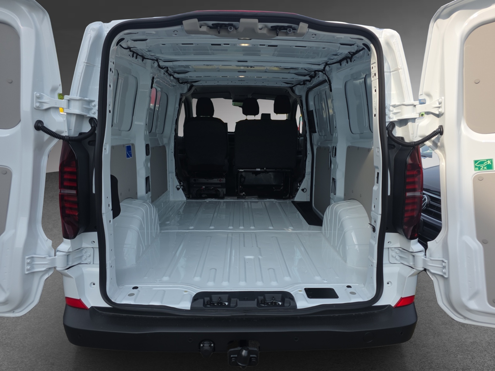 VW Transporter 2.0 TDI 4Motion Automat-image-8
