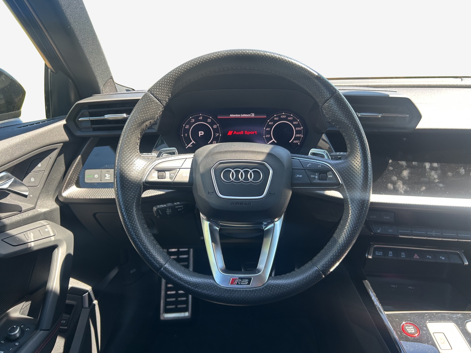 AUDI RS3 Sportback 2.5 TSI quattro S-tronic-image-9