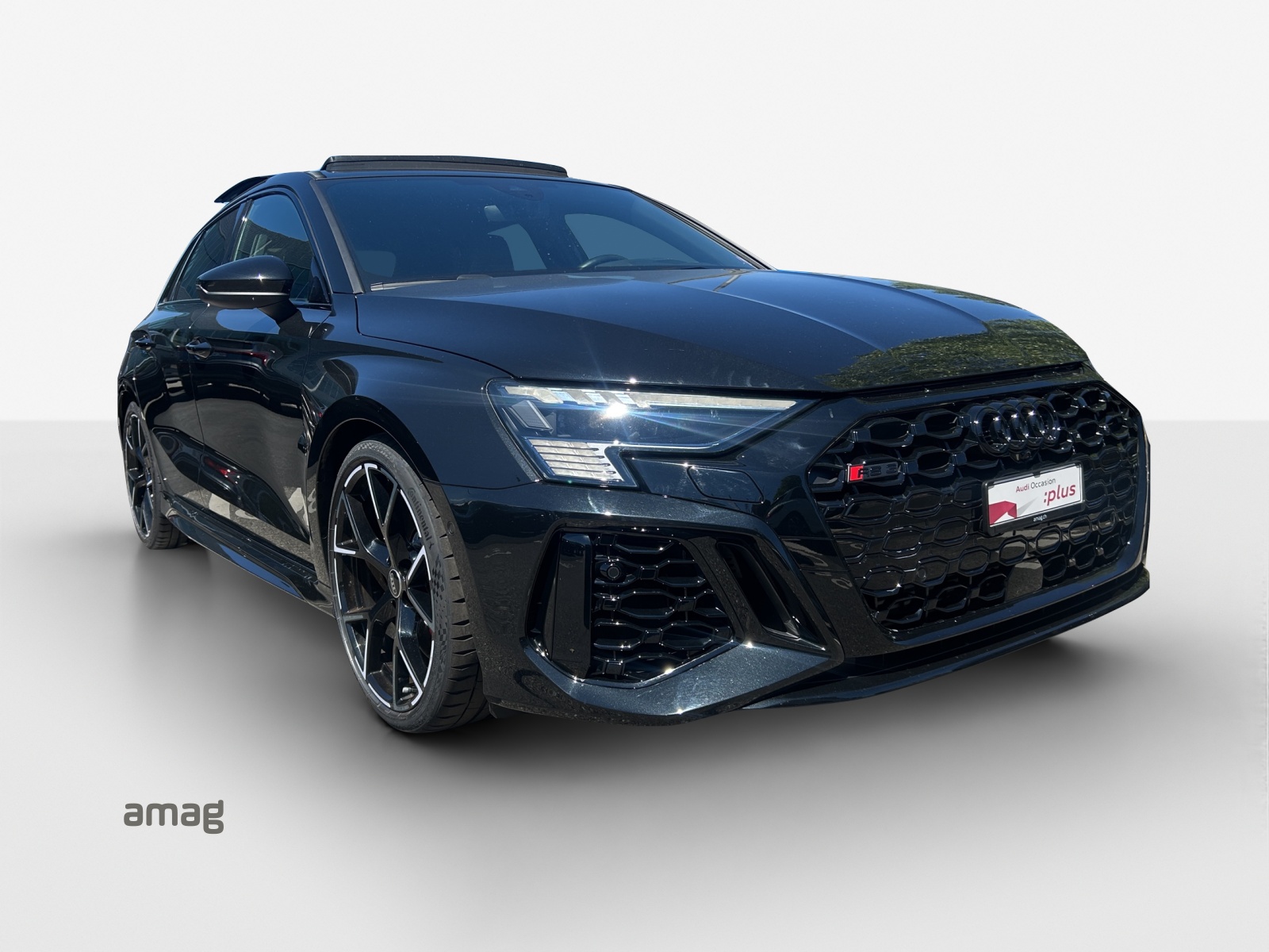 AUDI RS3 Sportback 2.5 TSI quattro S-tronic-image-5