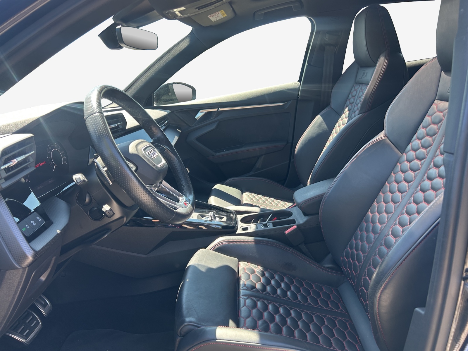AUDI RS3 Sportback 2.5 TSI quattro S-tronic-image-7